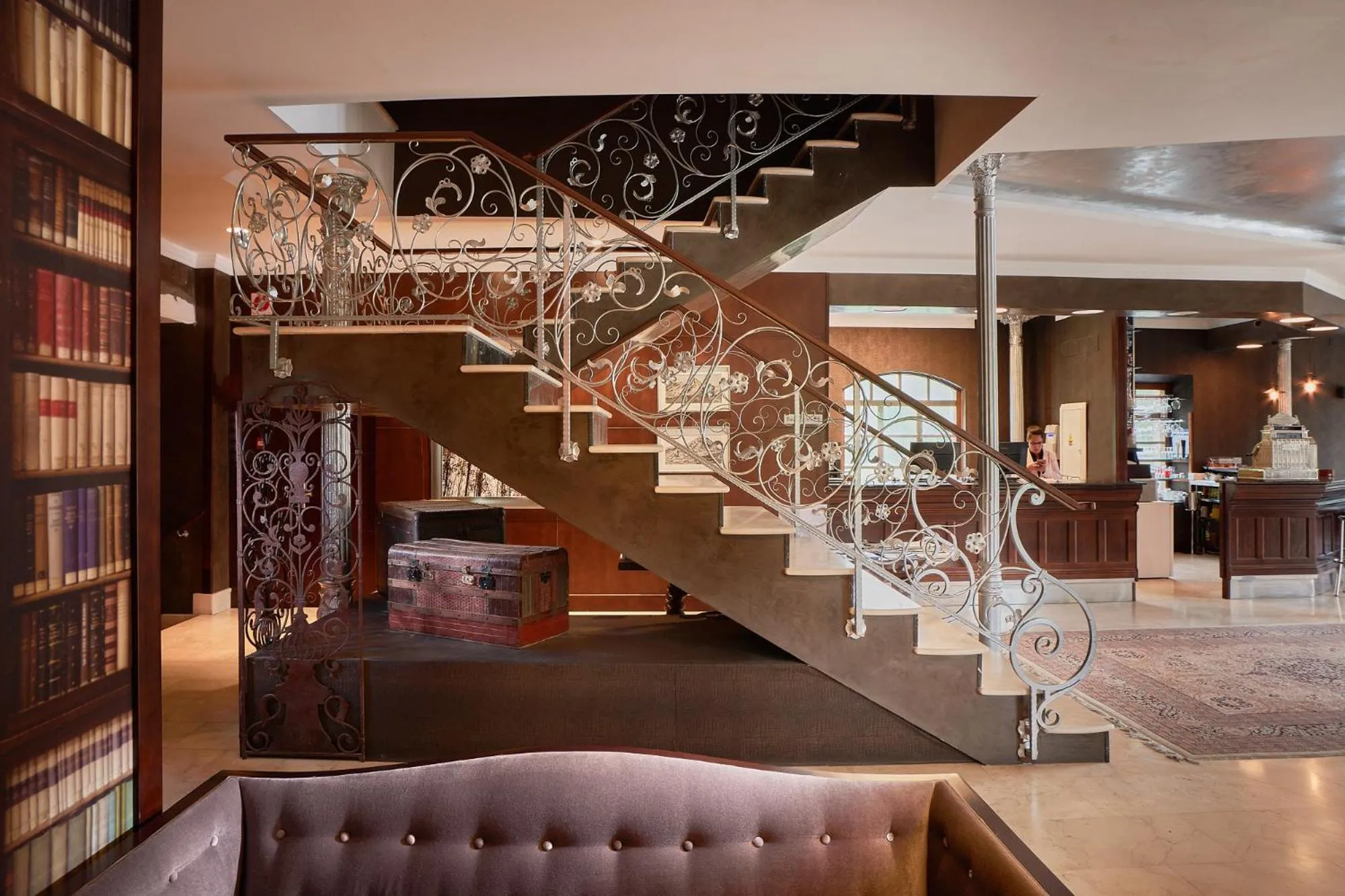 Communal lounge/ TV room in Hotel Granda