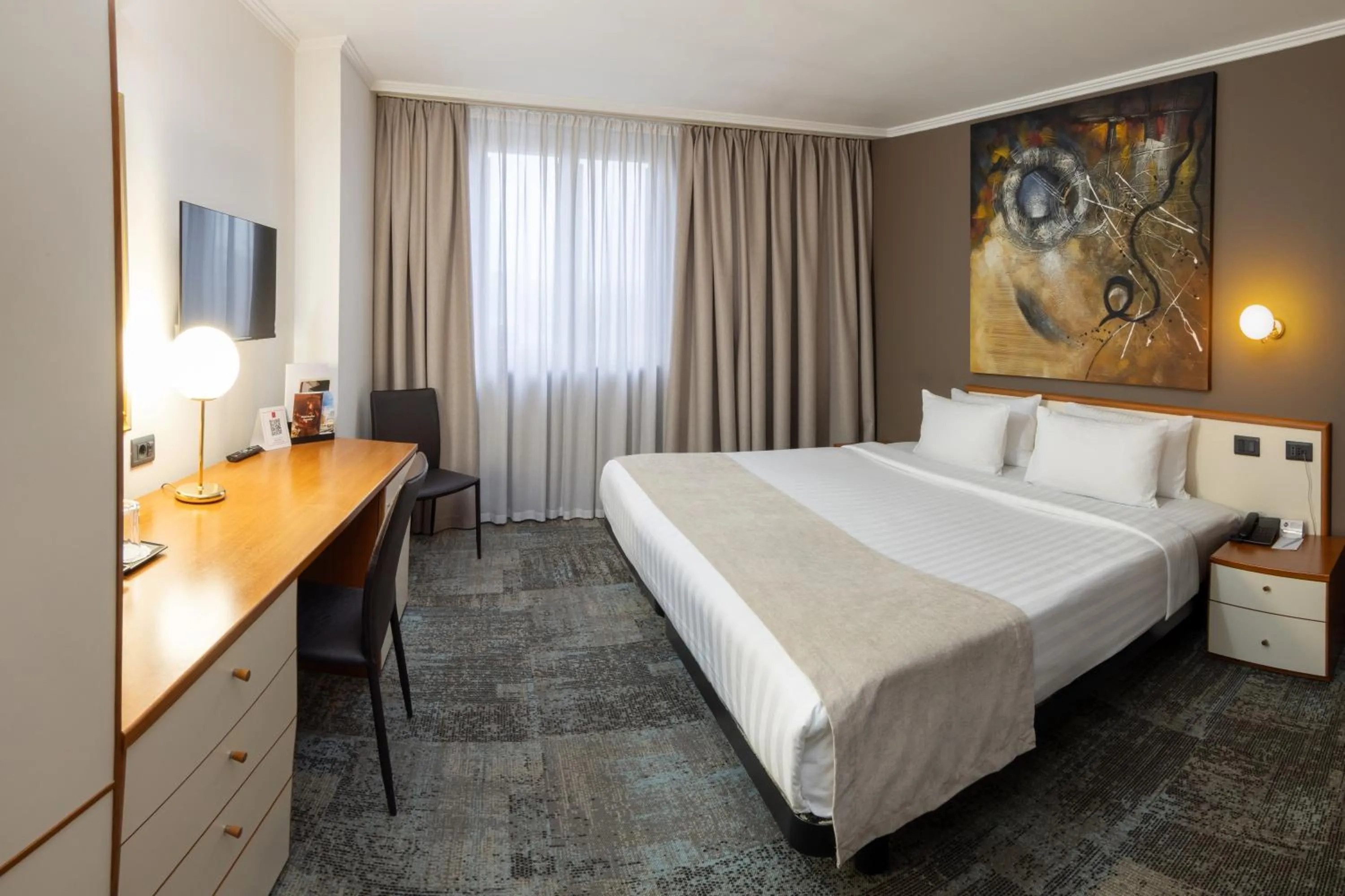 Bedroom, Bed in Best Western Plus Congress Hotel Yerevan