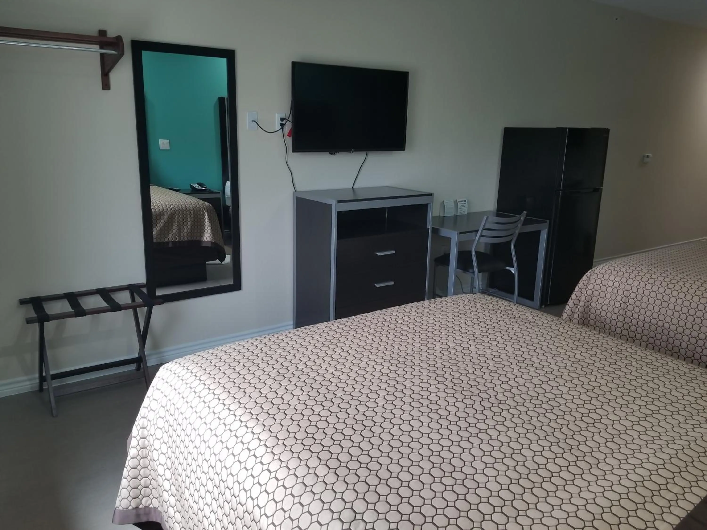 Scottish Inns & Suites