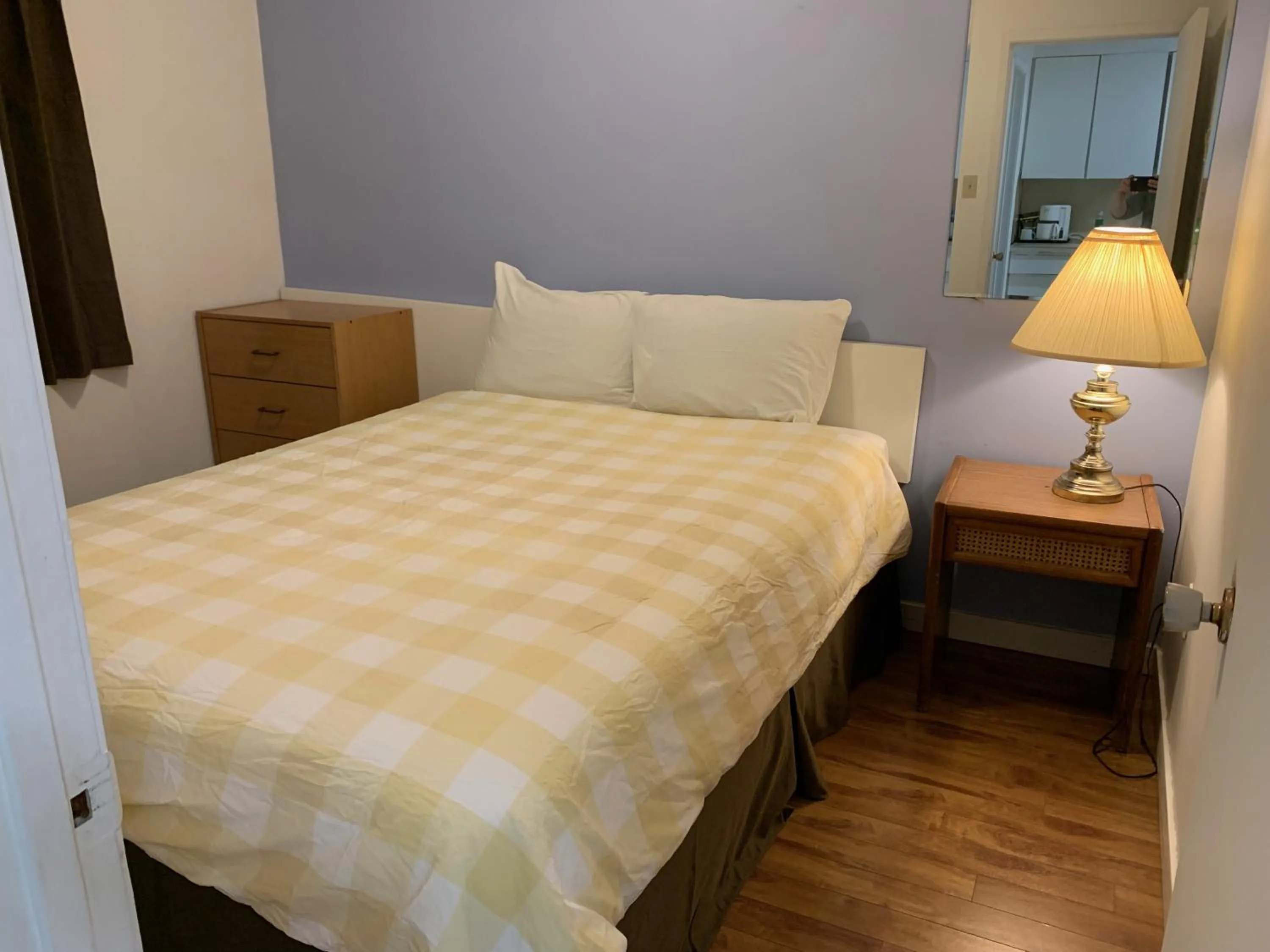 Bed in Swiss Sunset Inn