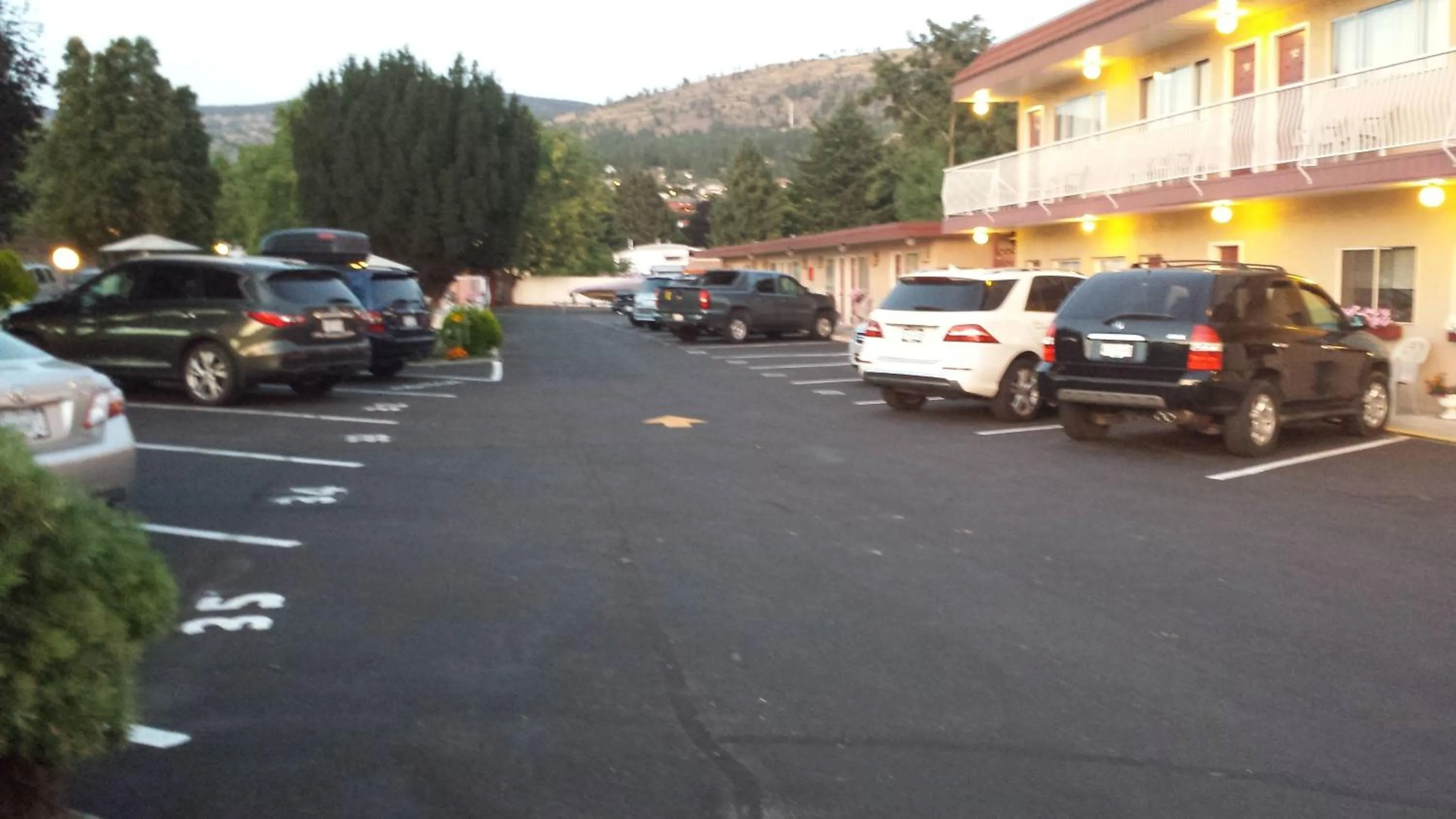 Facade/entrance in Swiss Sunset Inn