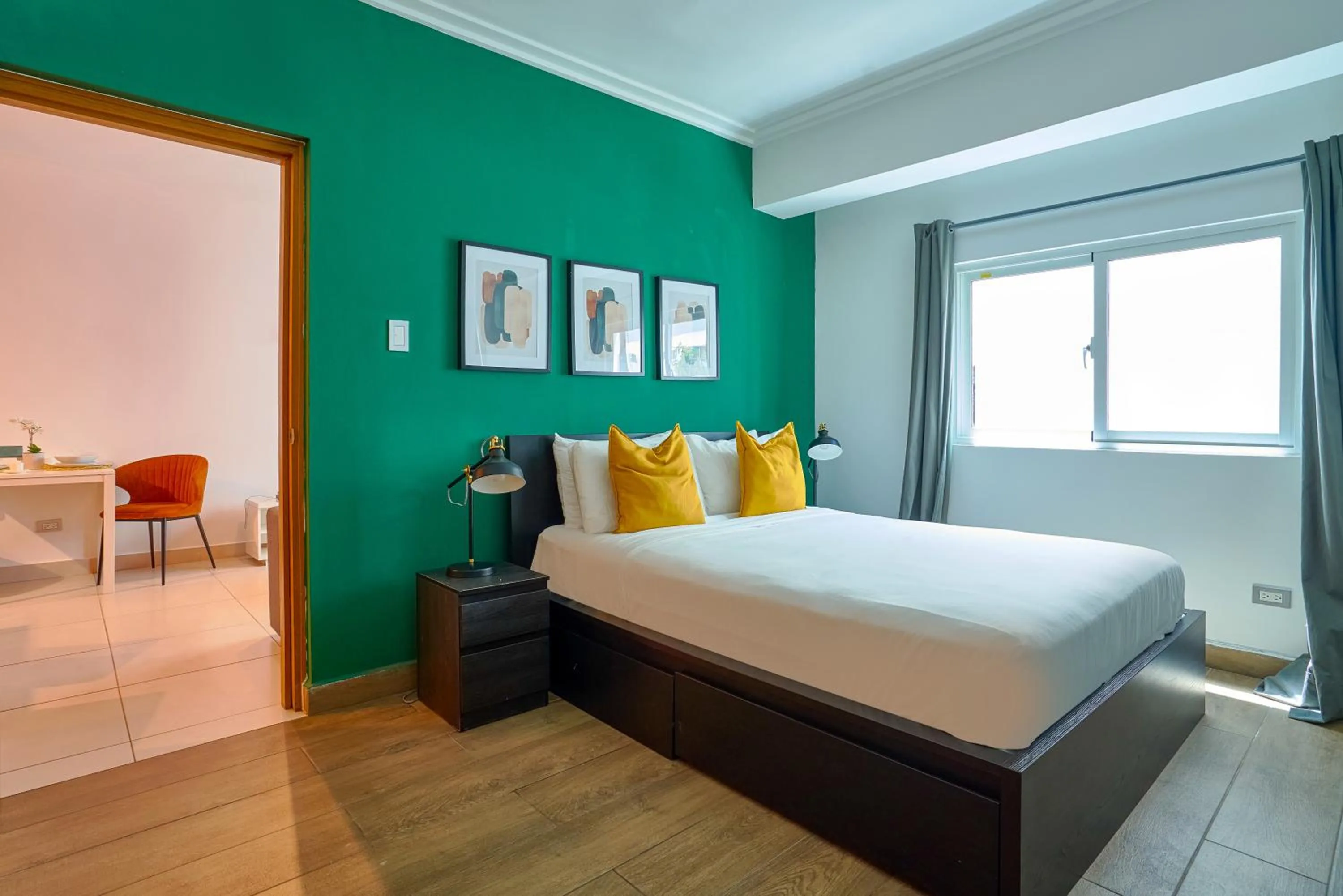 Bedroom, Bed in Central Park Tower