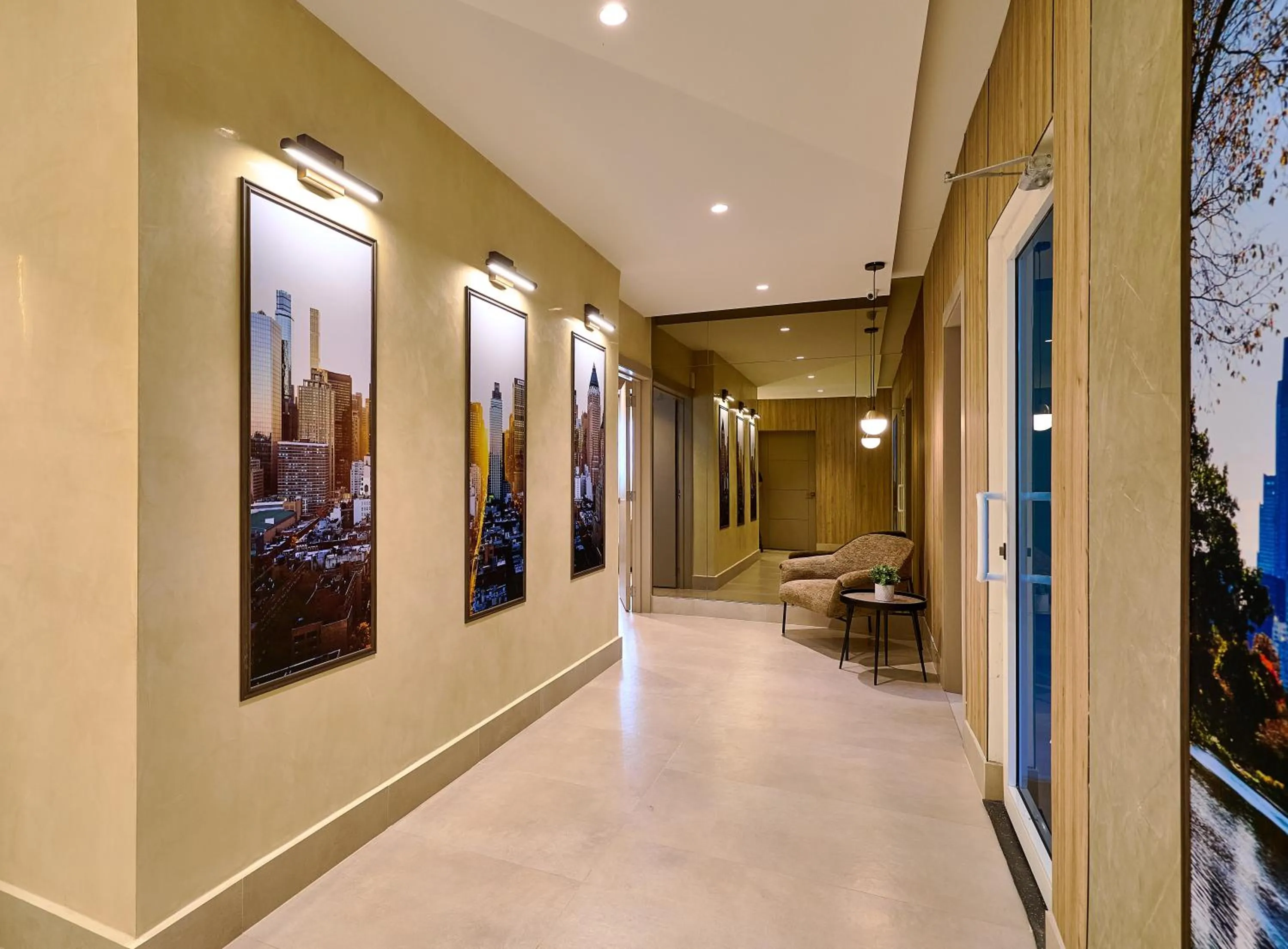 Seating area in Central Park Tower