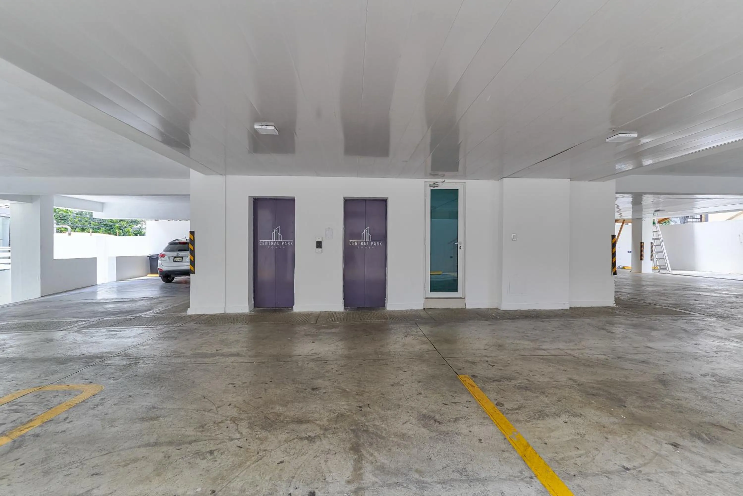 Parking in Central Park Tower