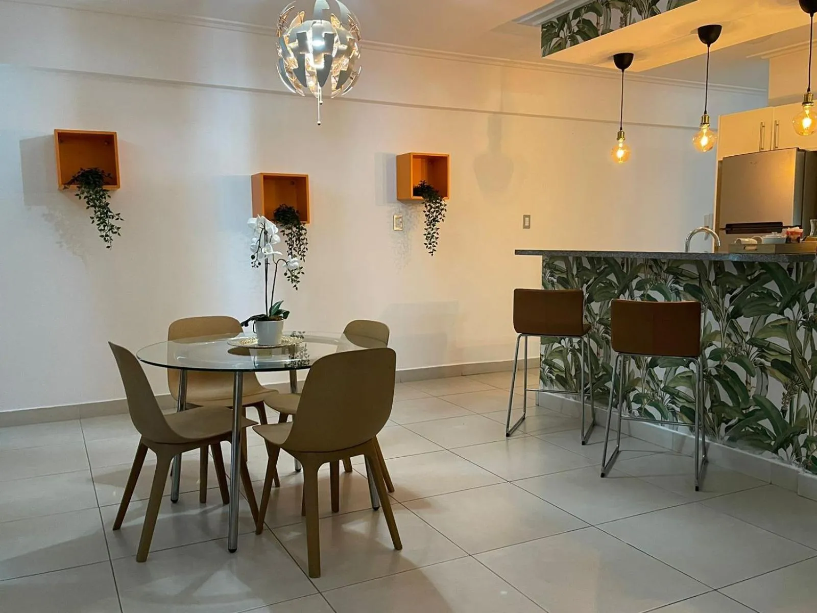 Kitchen or kitchenette in Central Park Tower