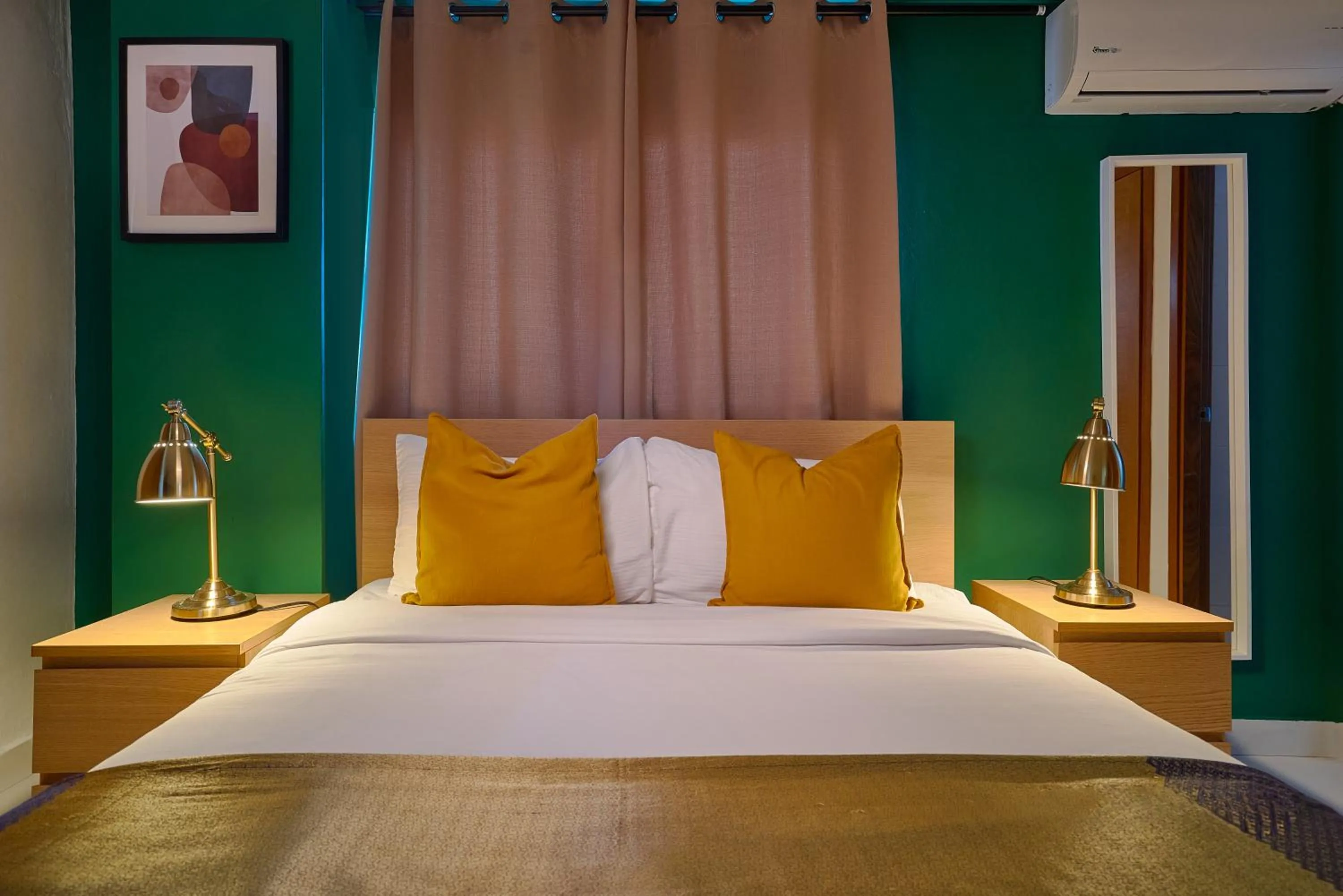 Bed in Central Park Tower