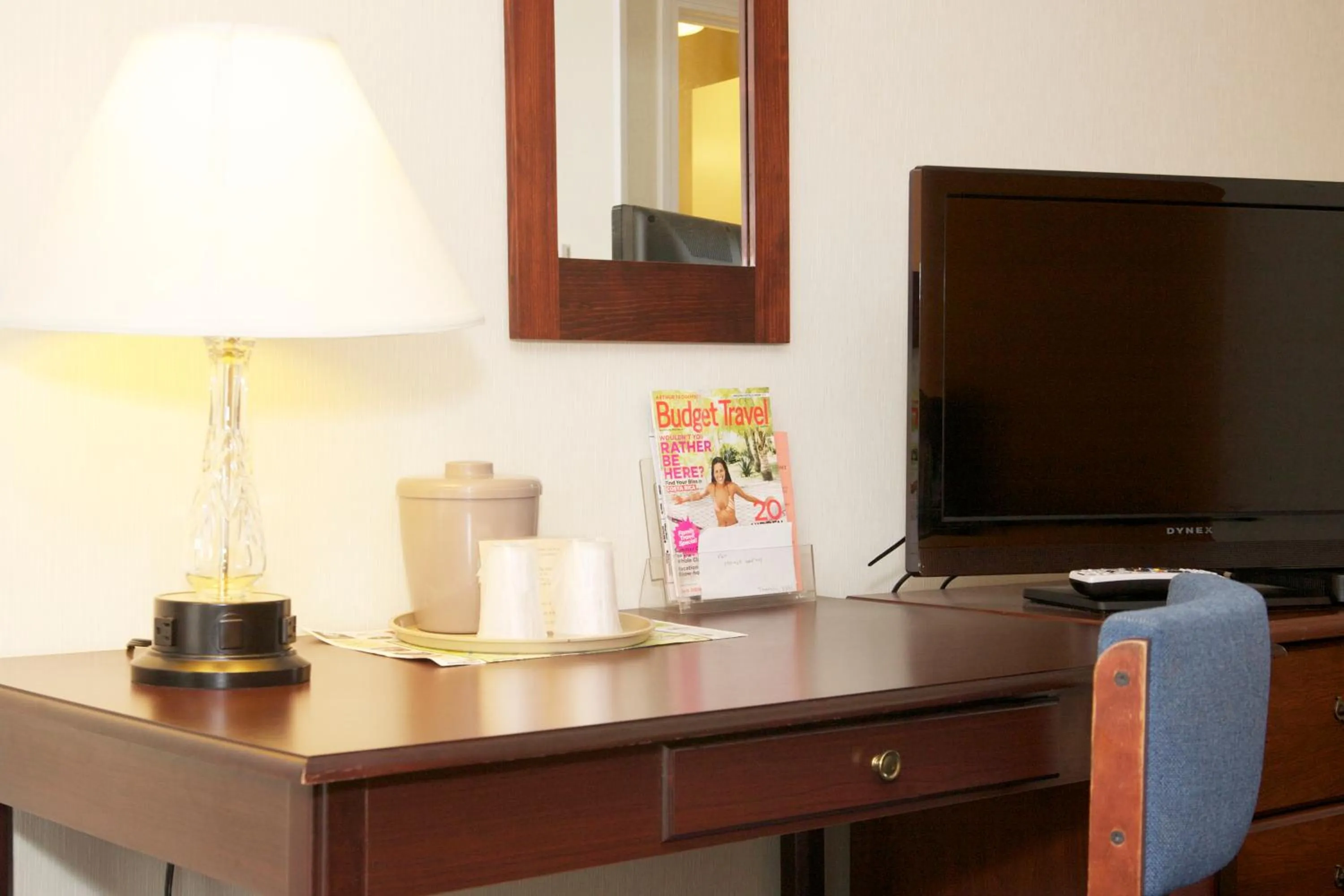 TV and multimedia in Sunset Motor Inn