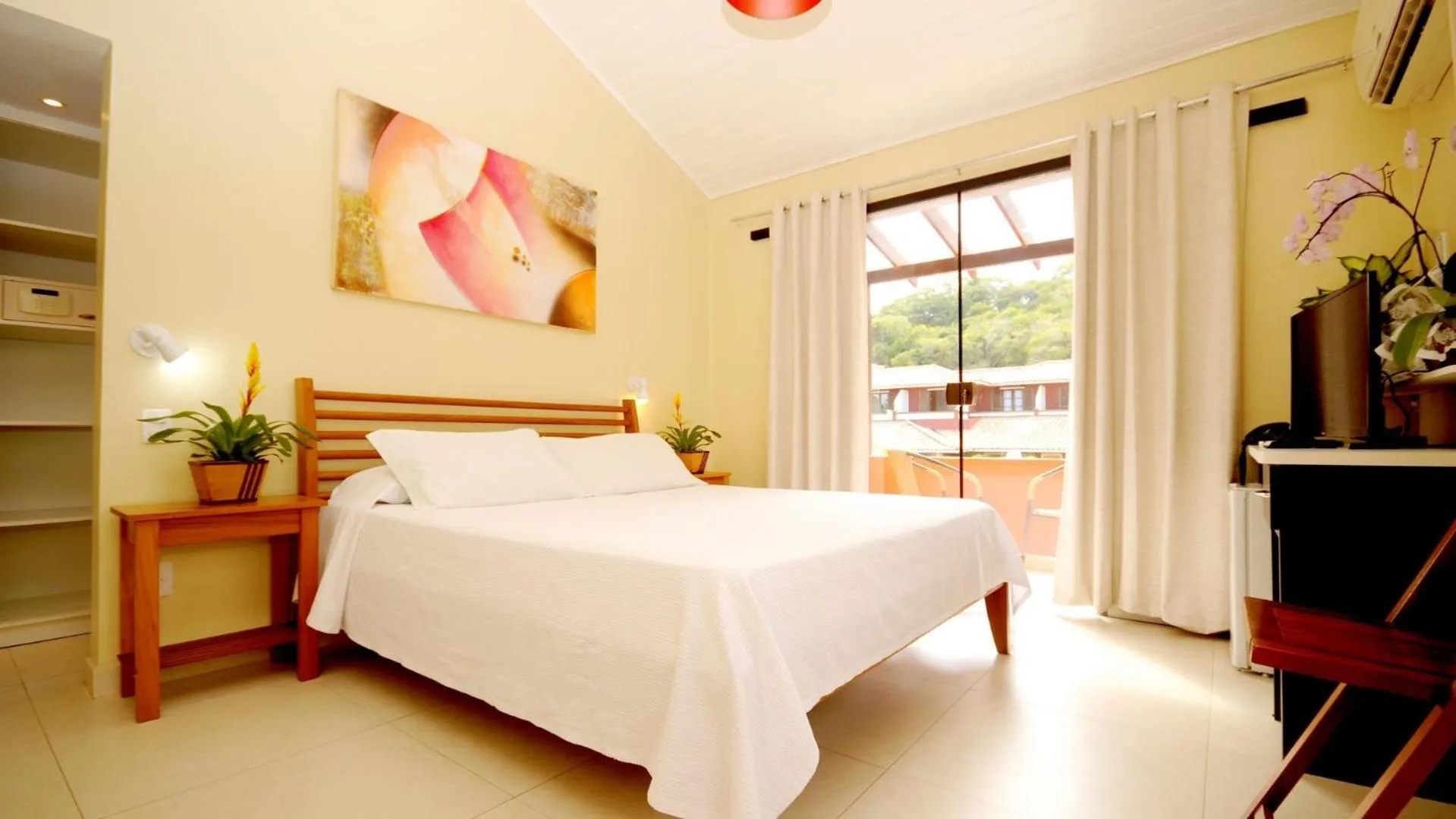 Bed in Pousada El Parador