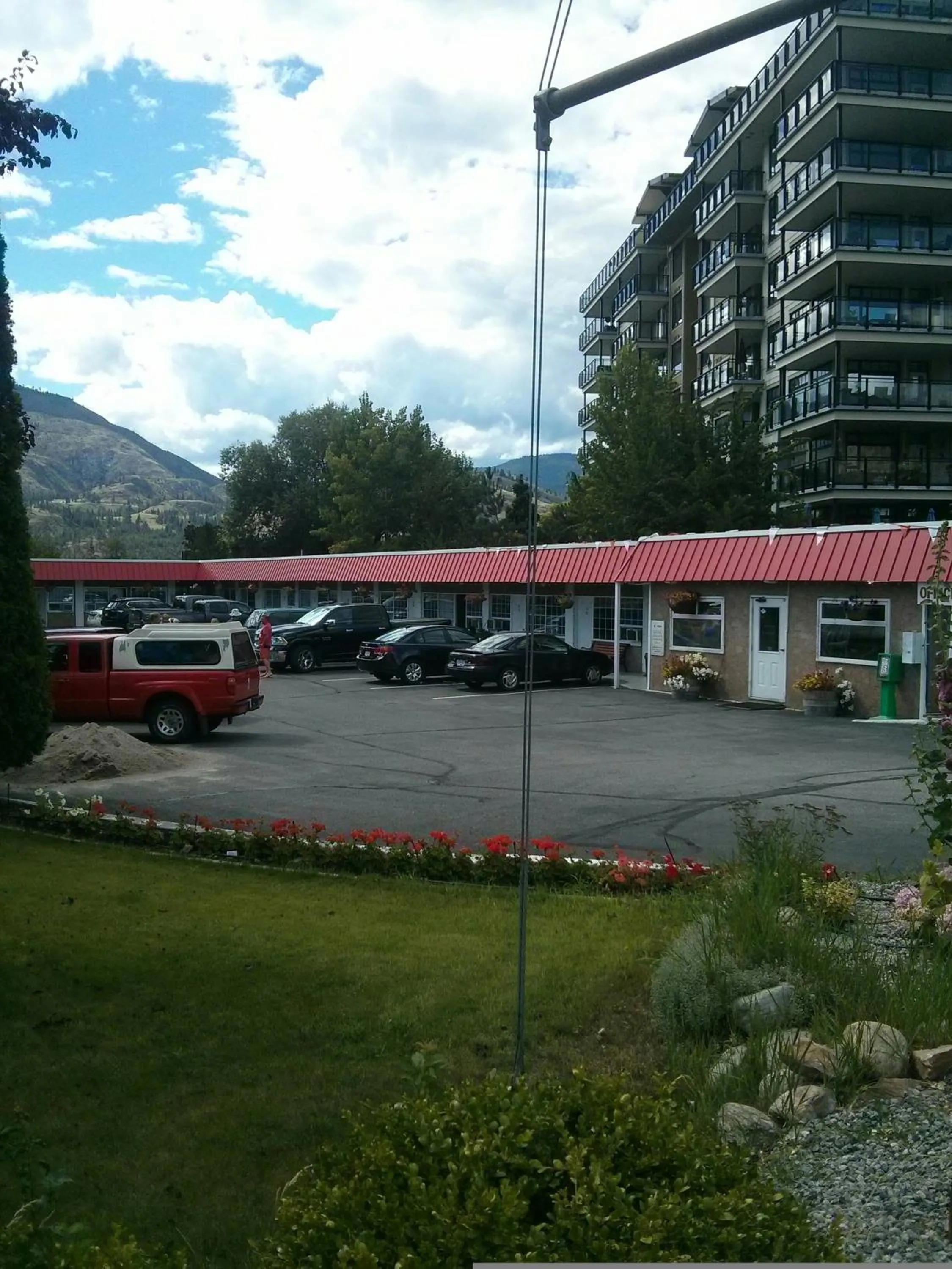 Property building in Holiday House Motel