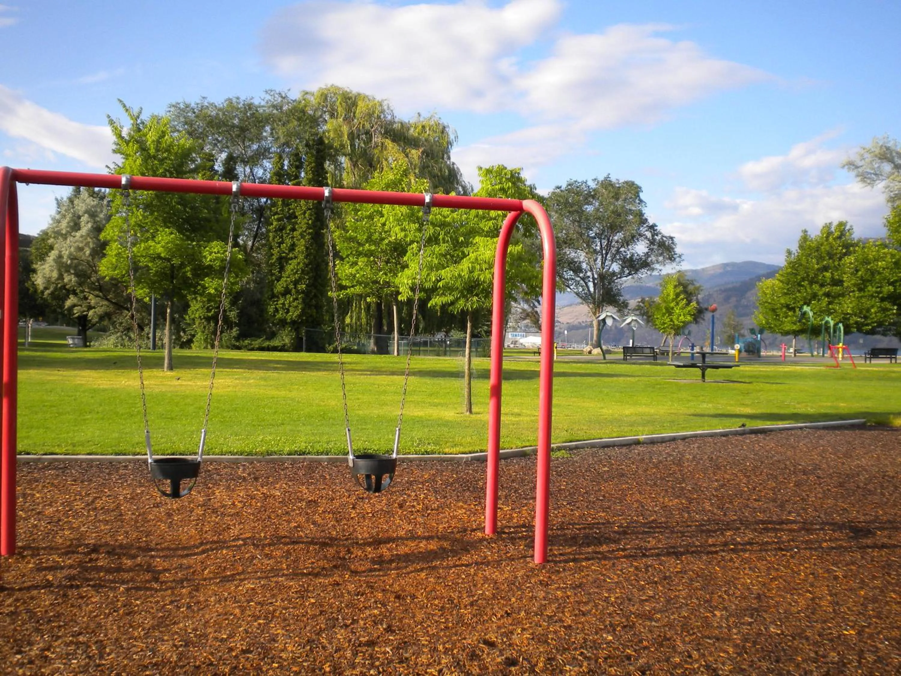Children play ground in Holiday House Motel
