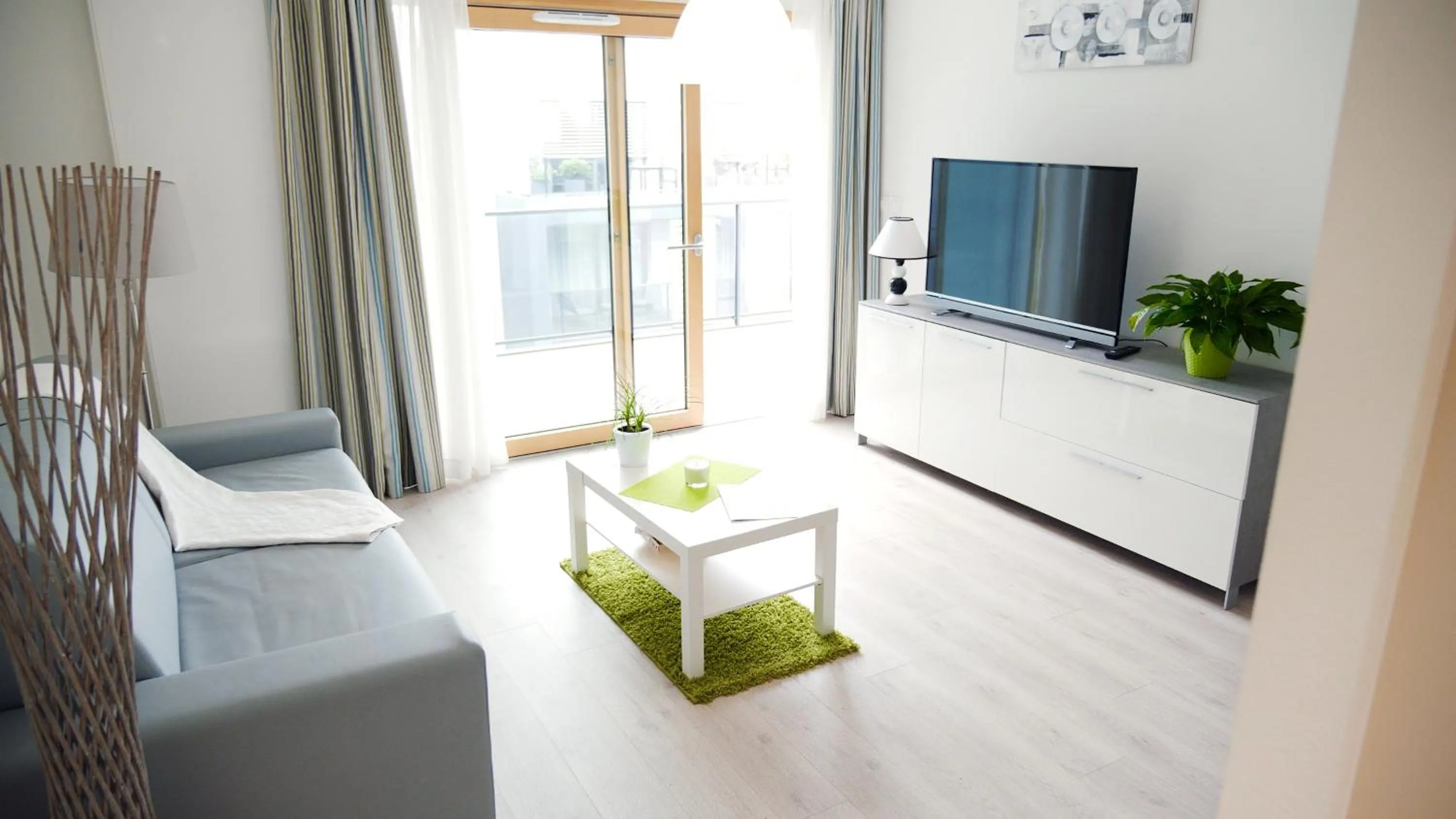 TV and multimedia in Aparthotel Adagio Bâle Mulhouse Aeroport