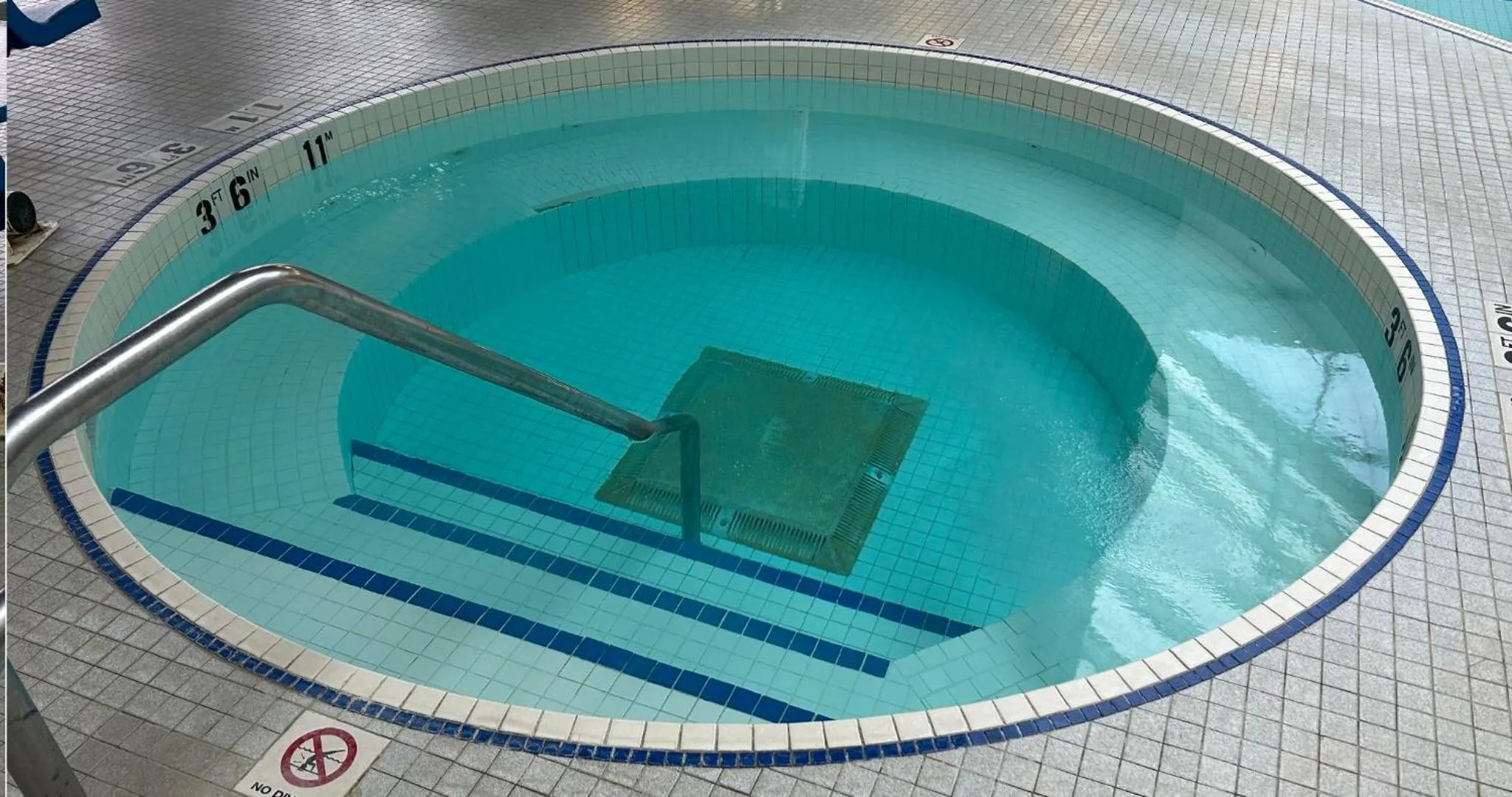 Swimming pool in Crowne Plaza Minneapolis West by IHG