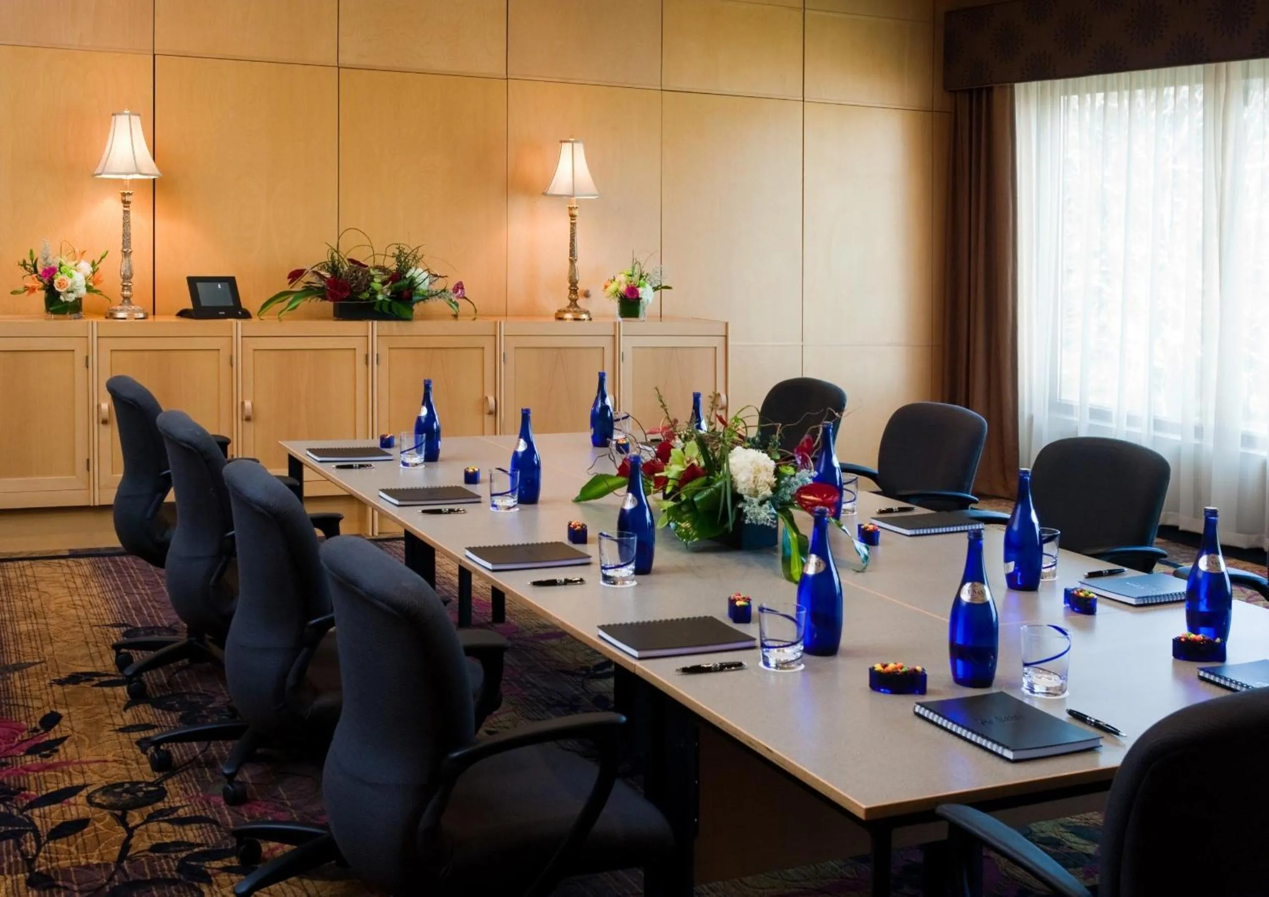 Meeting/conference room in Crowne Plaza Minneapolis West by IHG