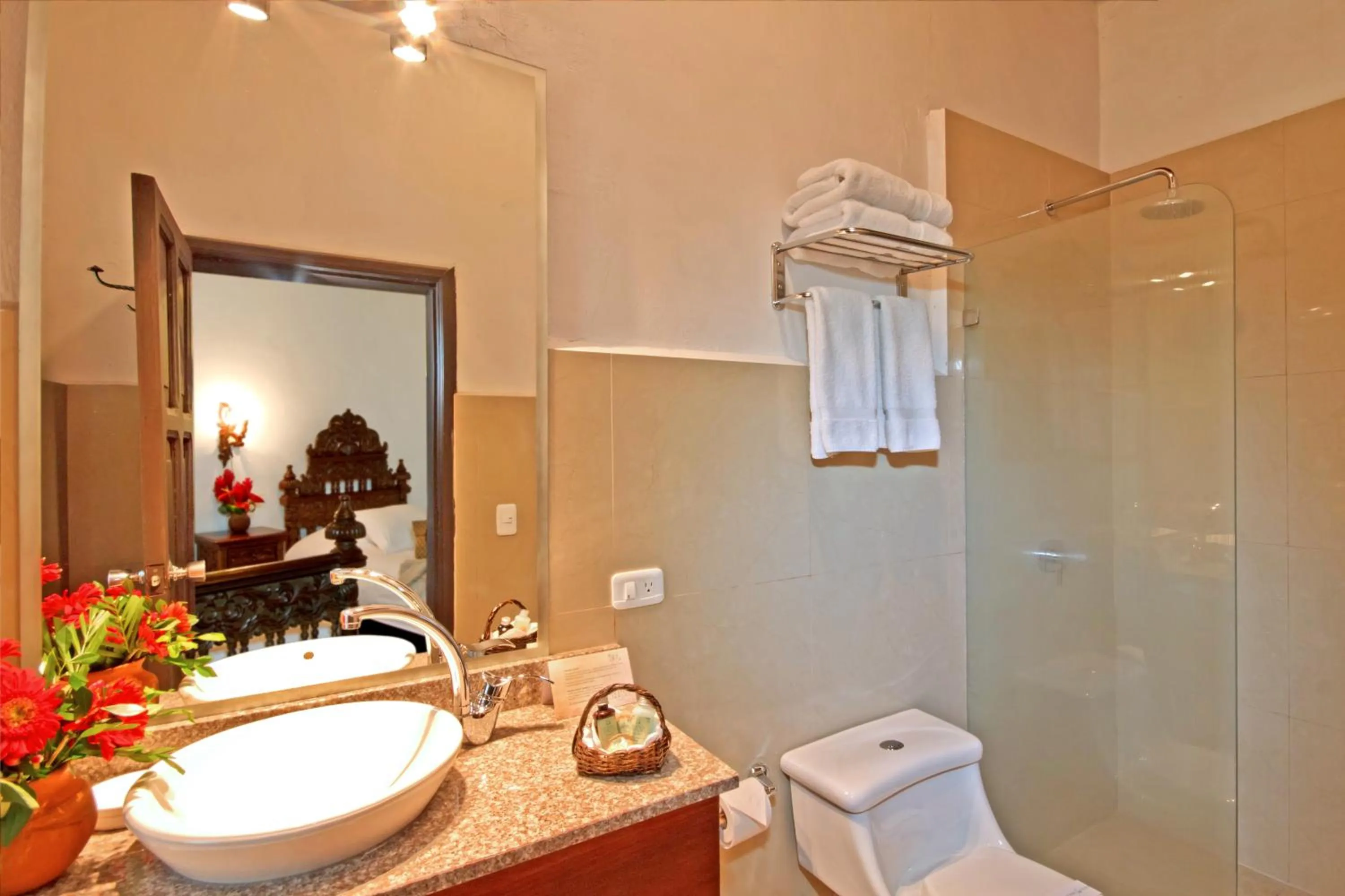 Bathroom in Hacienda Hosteria Chorlavi