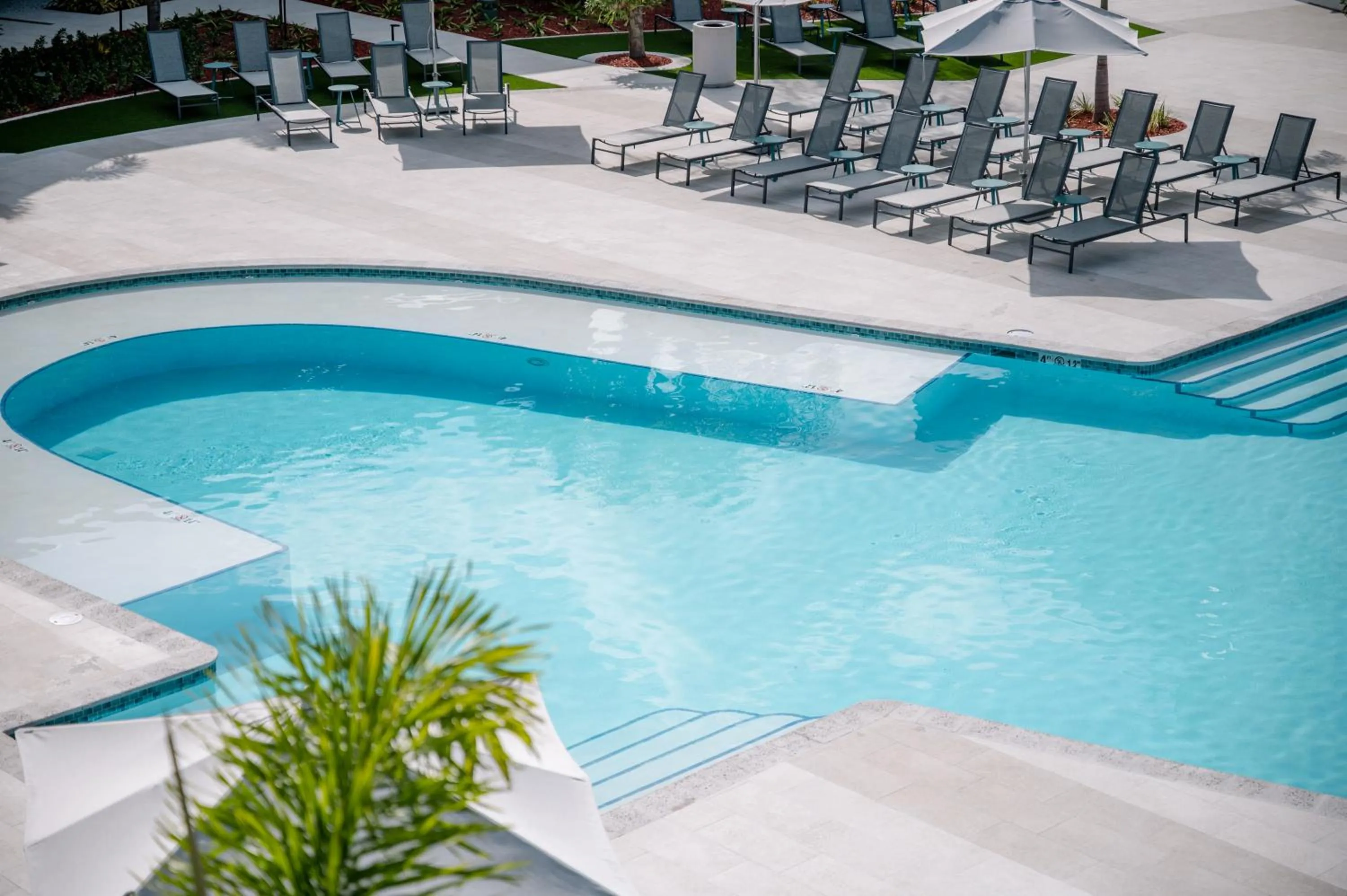 Swimming pool in Verdanza Hotel