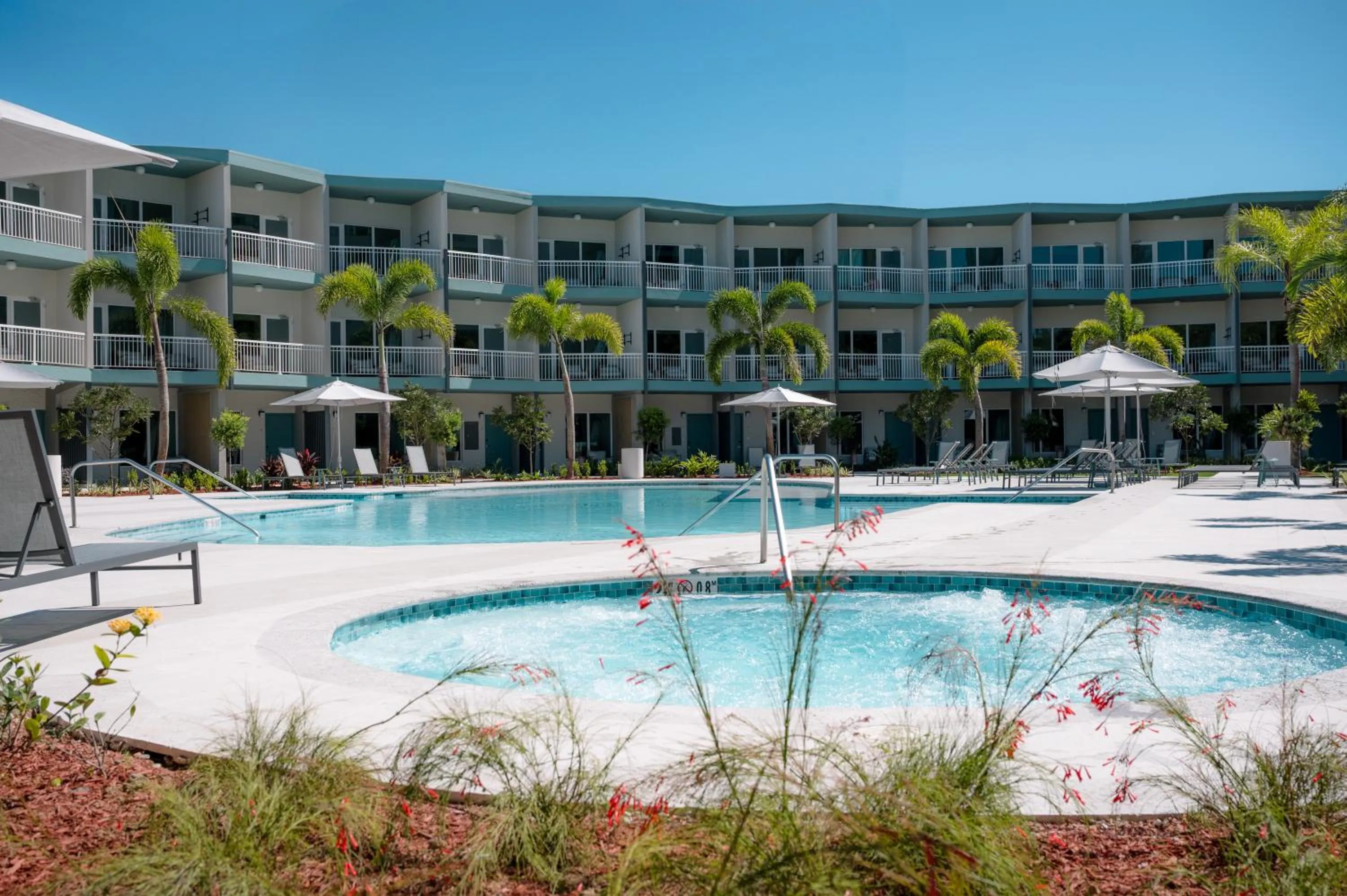 Swimming pool in Verdanza Hotel