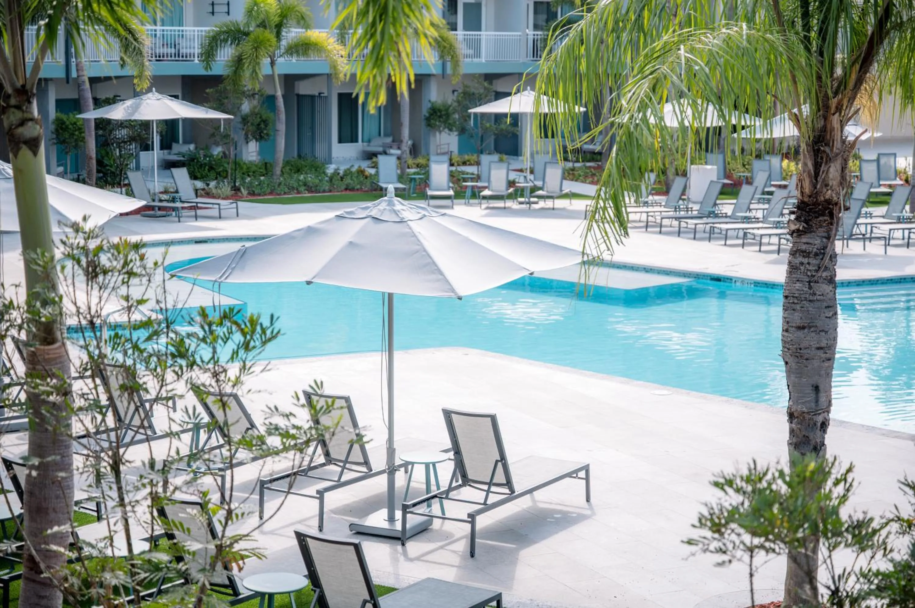 Swimming pool in Verdanza Hotel