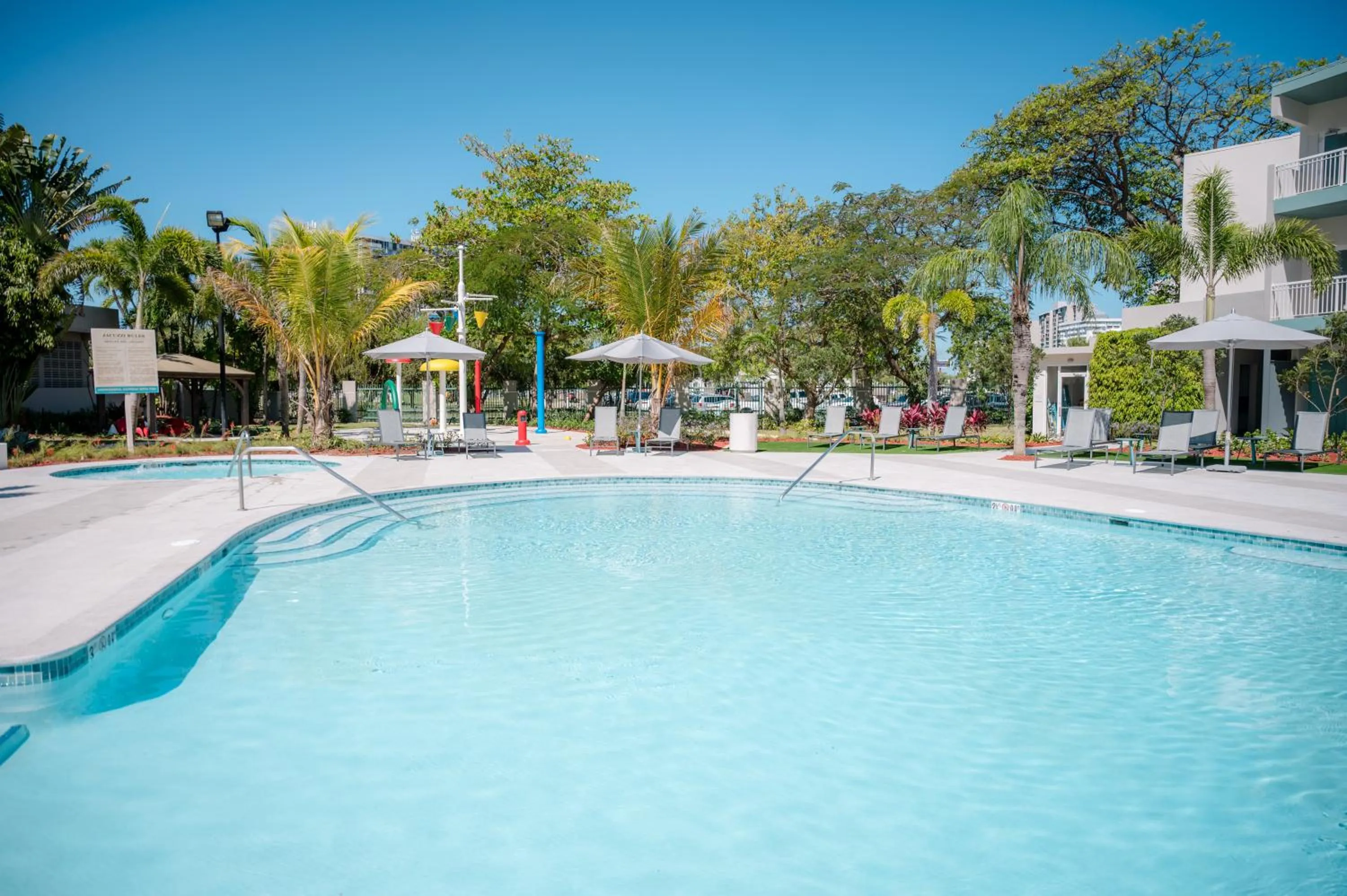 Swimming pool in Verdanza Hotel