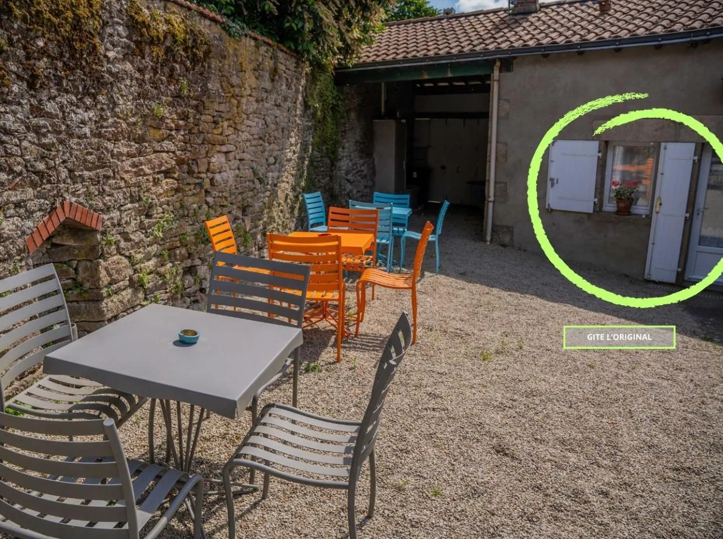 Patio in Le Château des Tourelles en Vendée