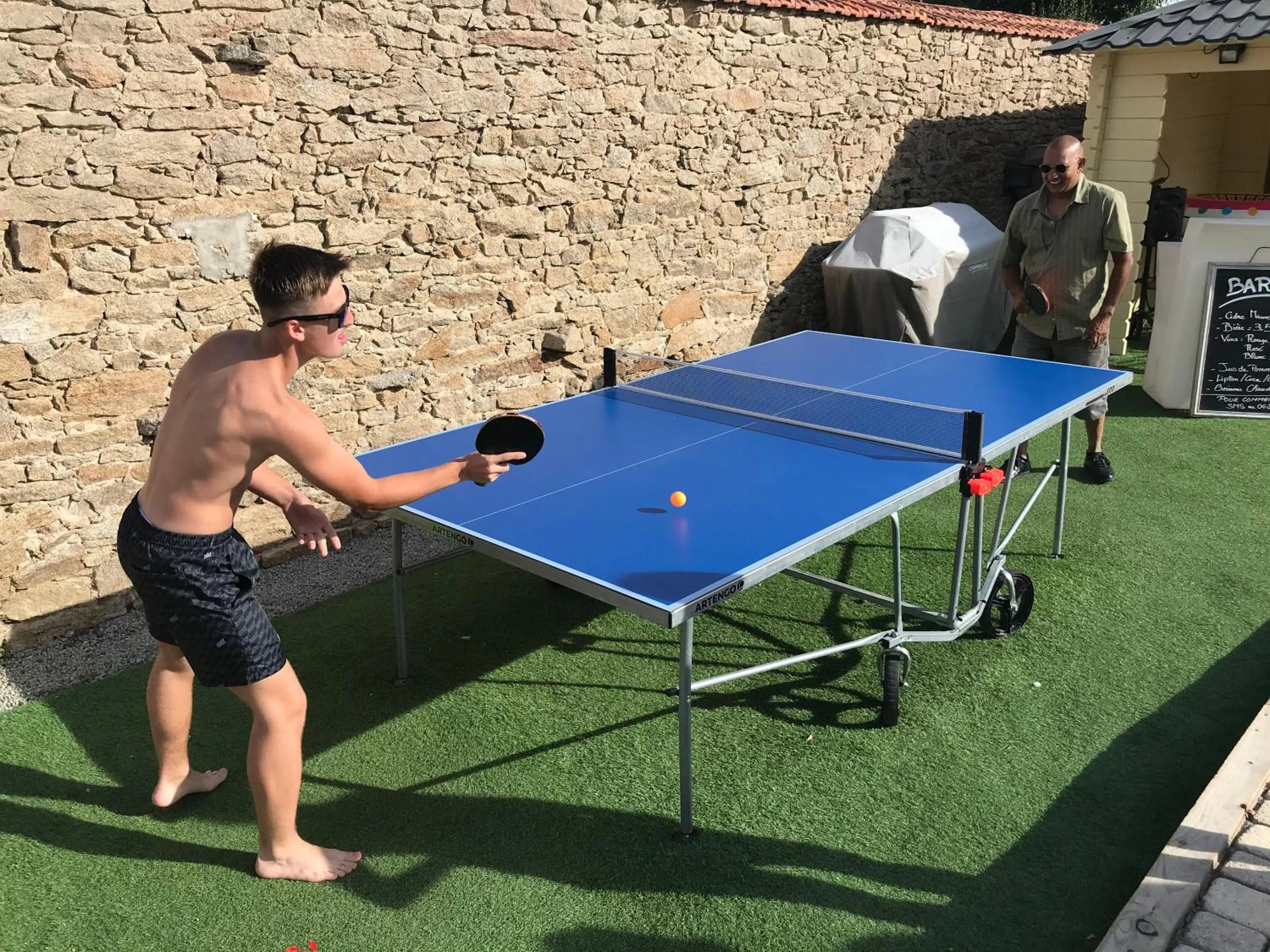 Table tennis in Le Château des Tourelles en Vendée