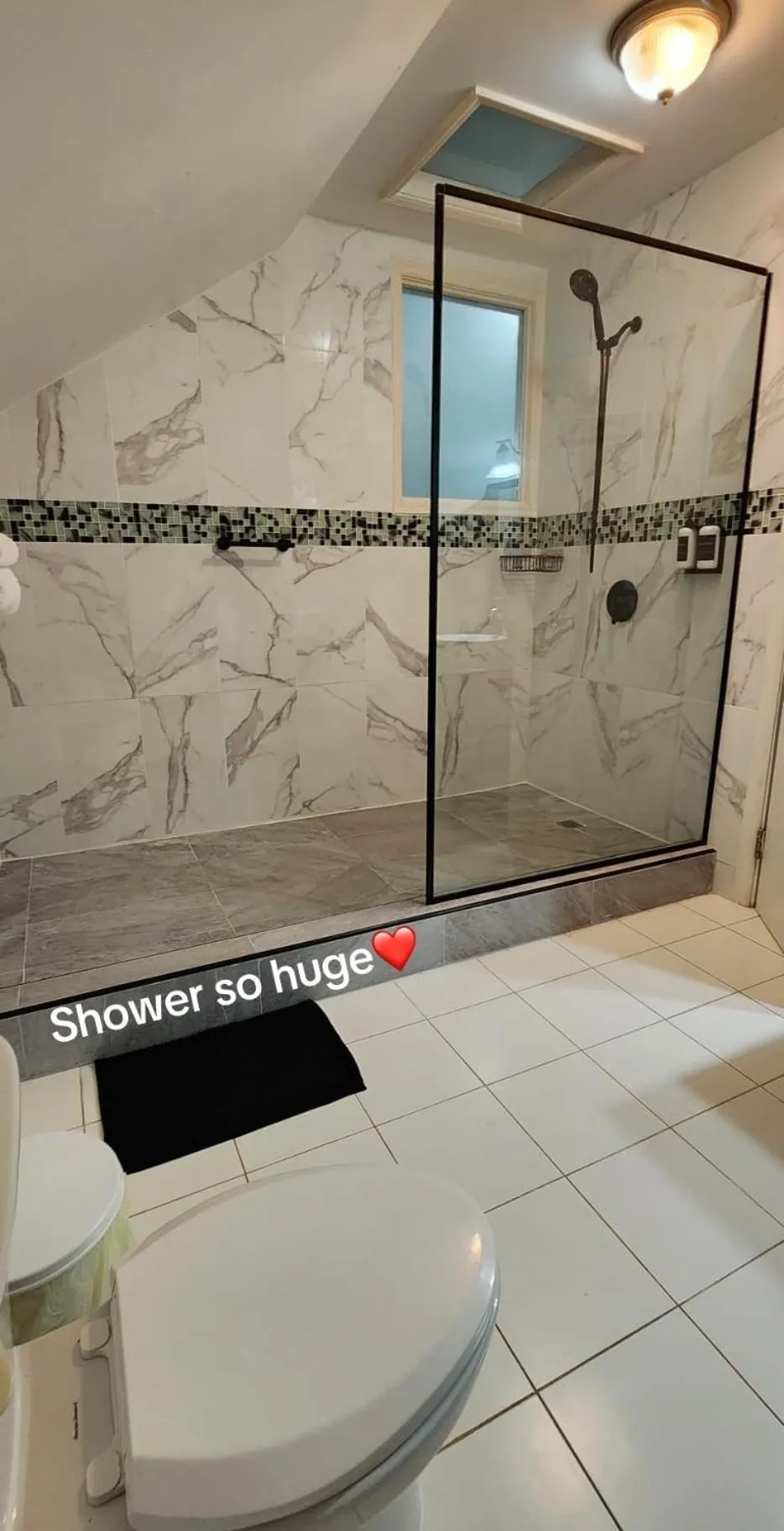 Bathroom in Mystic Ridge Paradise