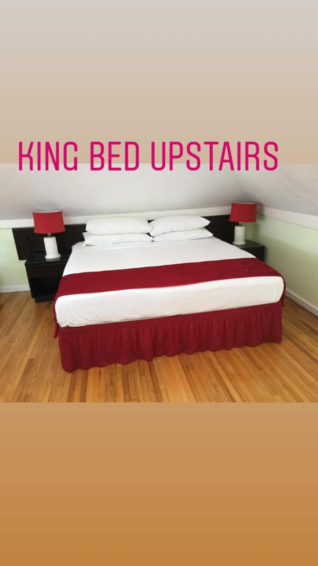 Bed in Mystic Ridge Paradise