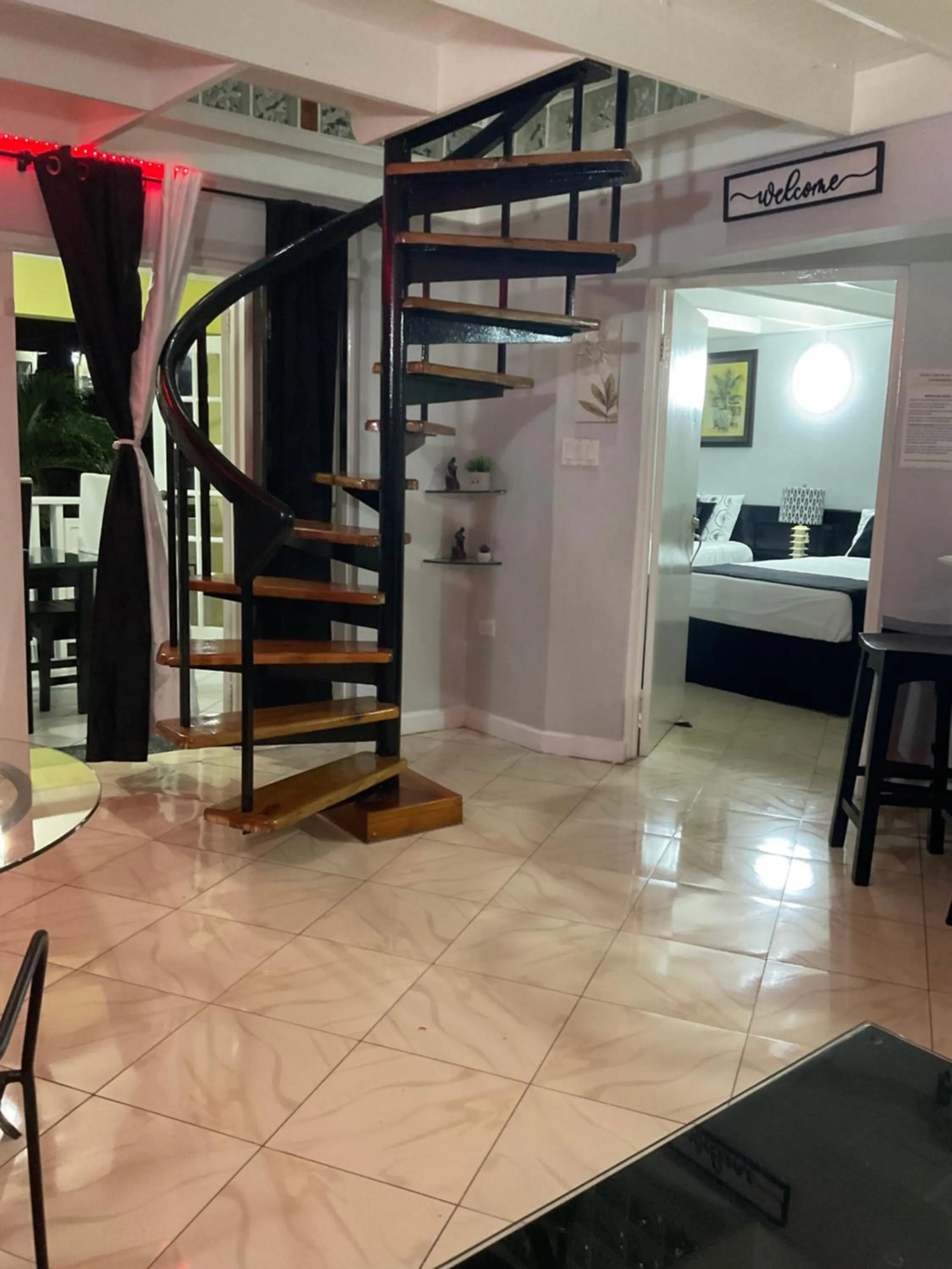 Living room in Mystic Ridge Paradise