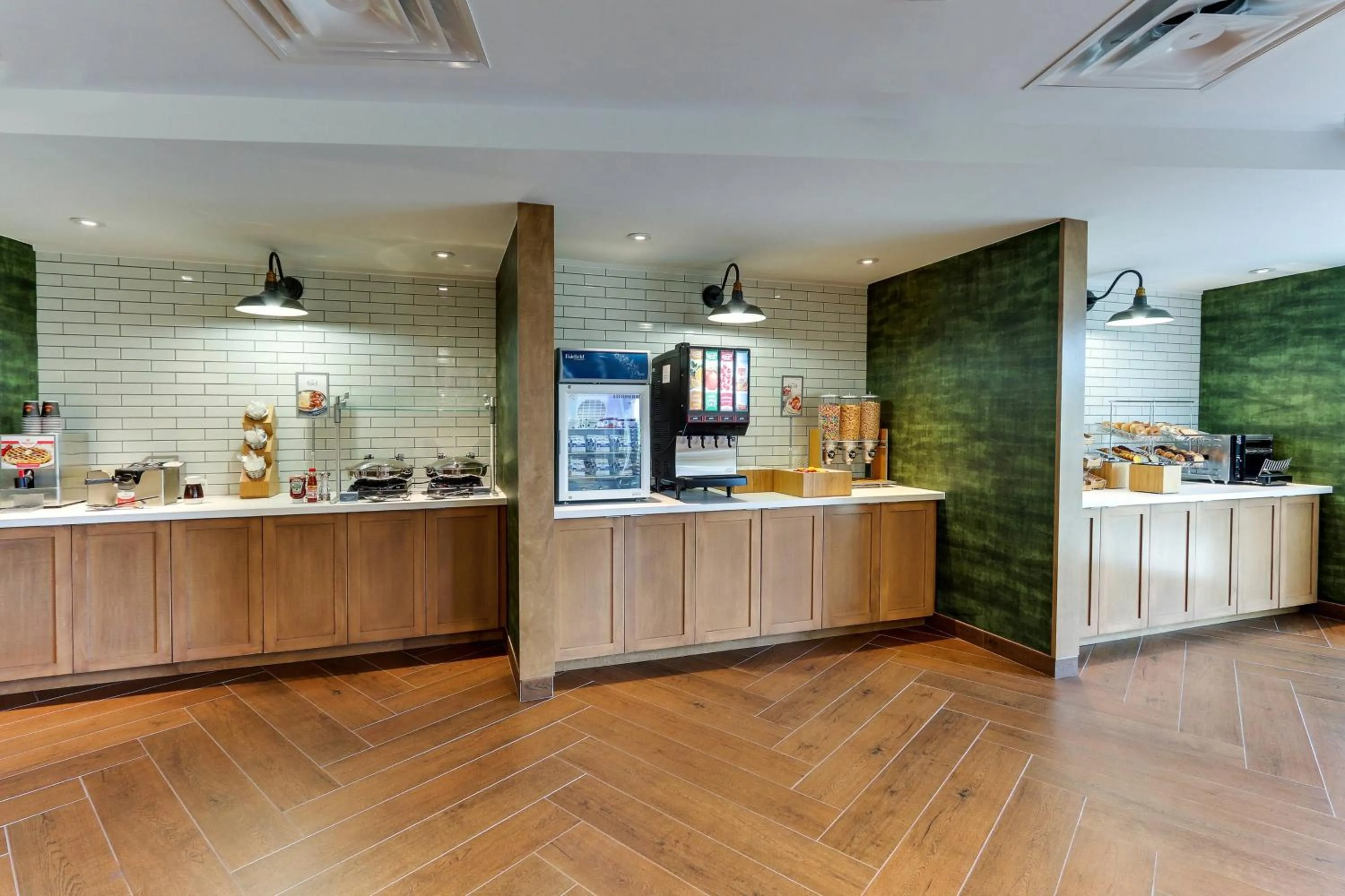 Breakfast in Fairfield Inn & Suites Southport