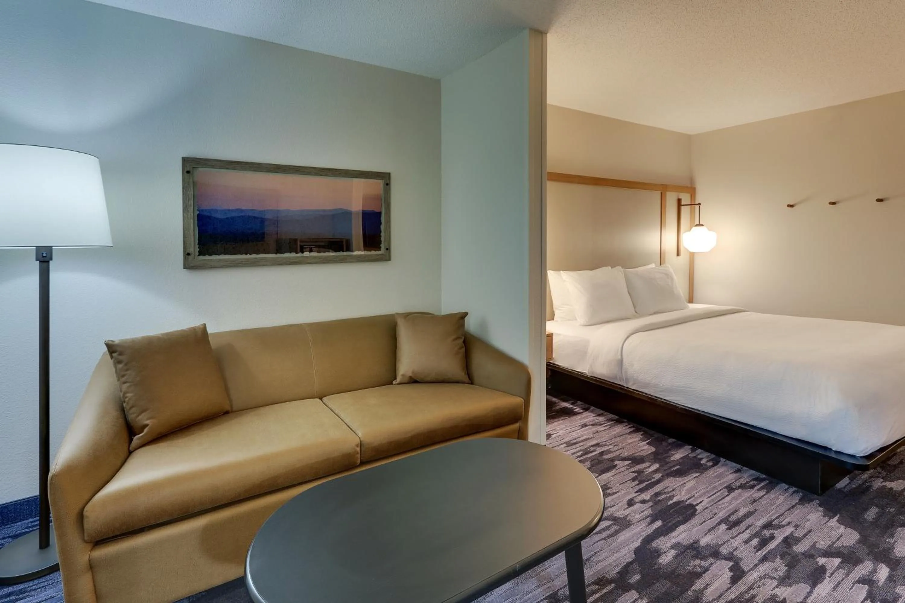 Bed in Fairfield Inn & Suites Southport