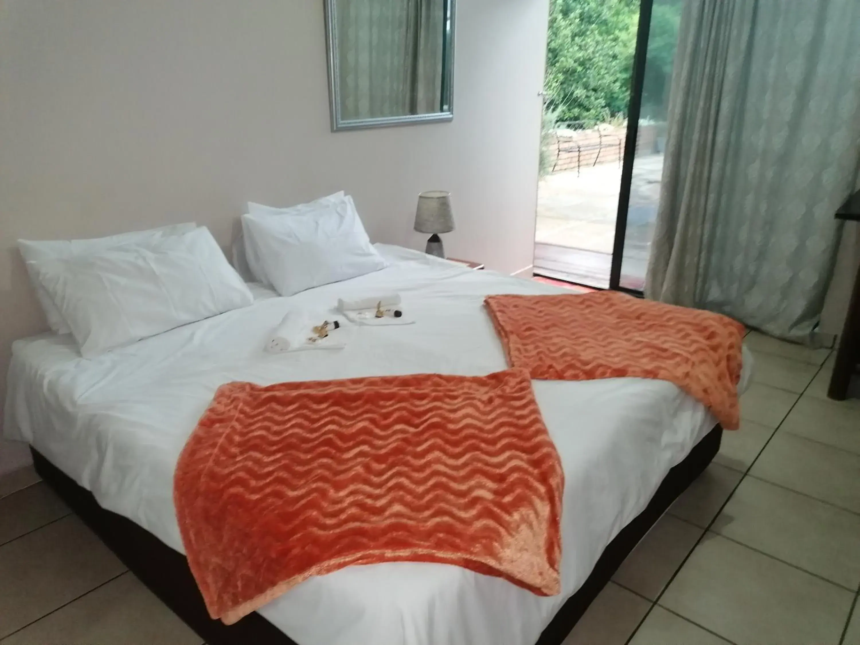 King or Twin Room - single occupancy in Hidden Inn King or Twin Room - single occupancy in Hidden Inn