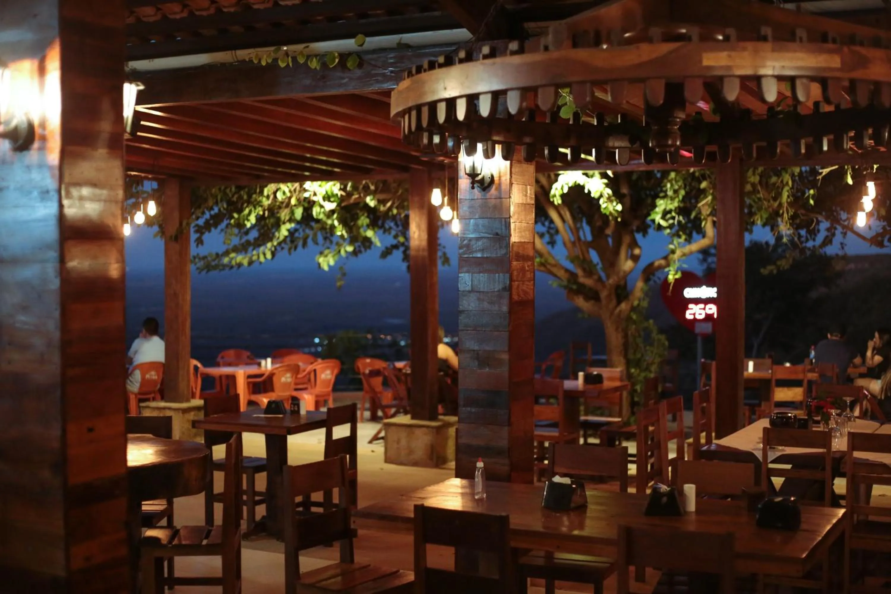 Hotel e Mirante recanto alto da serra