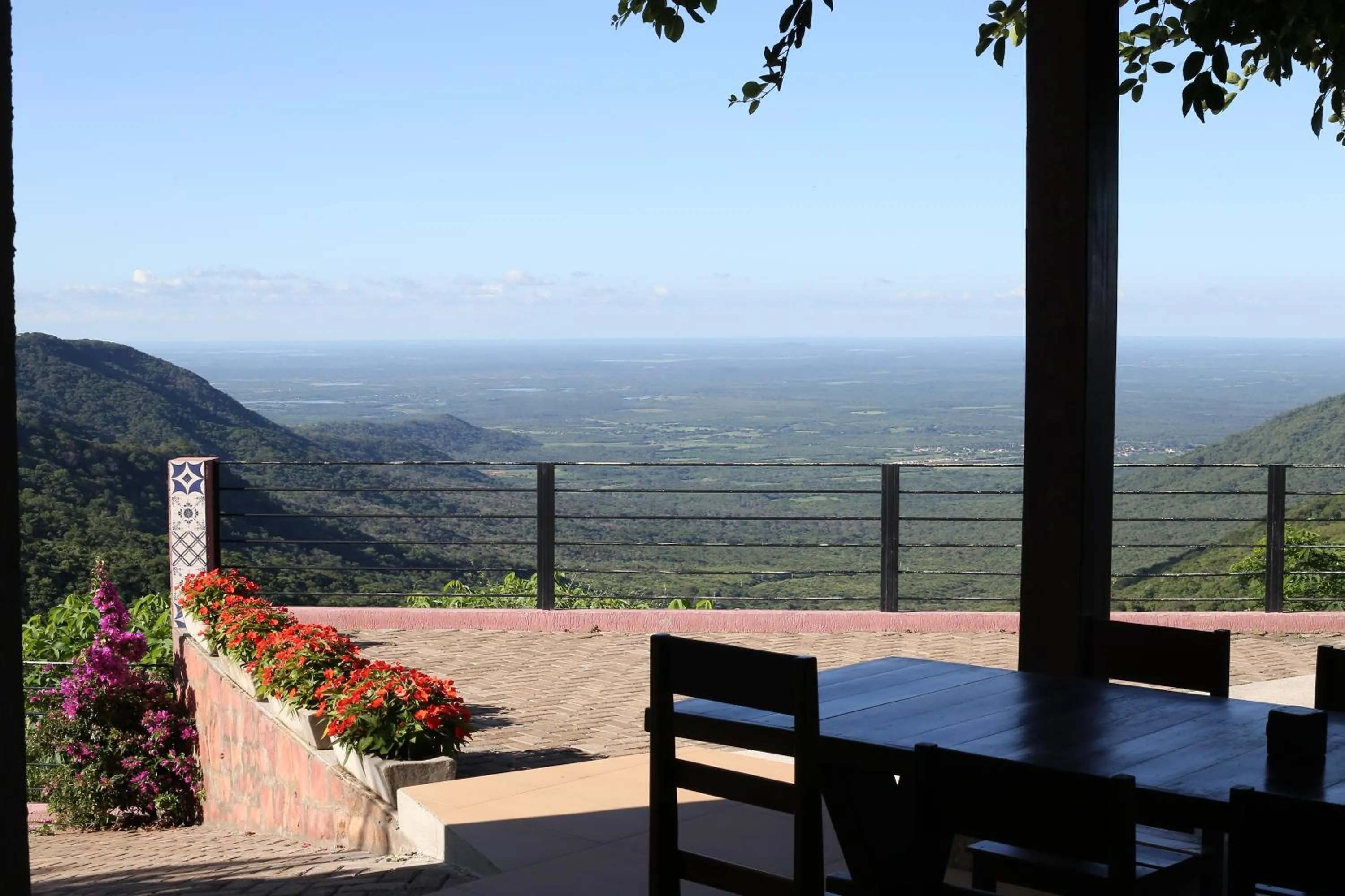 Hotel e Mirante recanto alto da serra