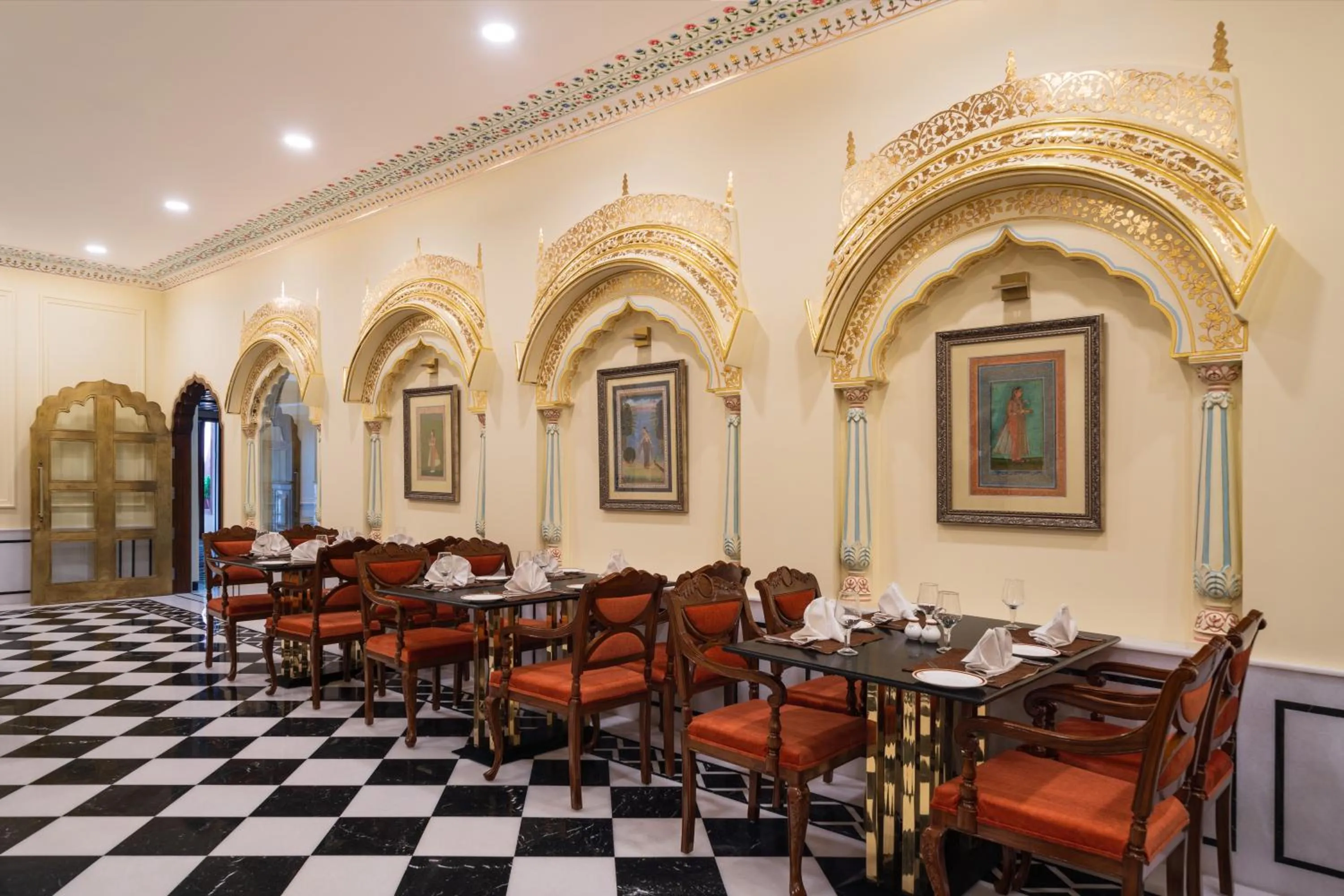 Restaurant/places to eat in Heritage Village Resort & Spa Manesar-Gurgaon