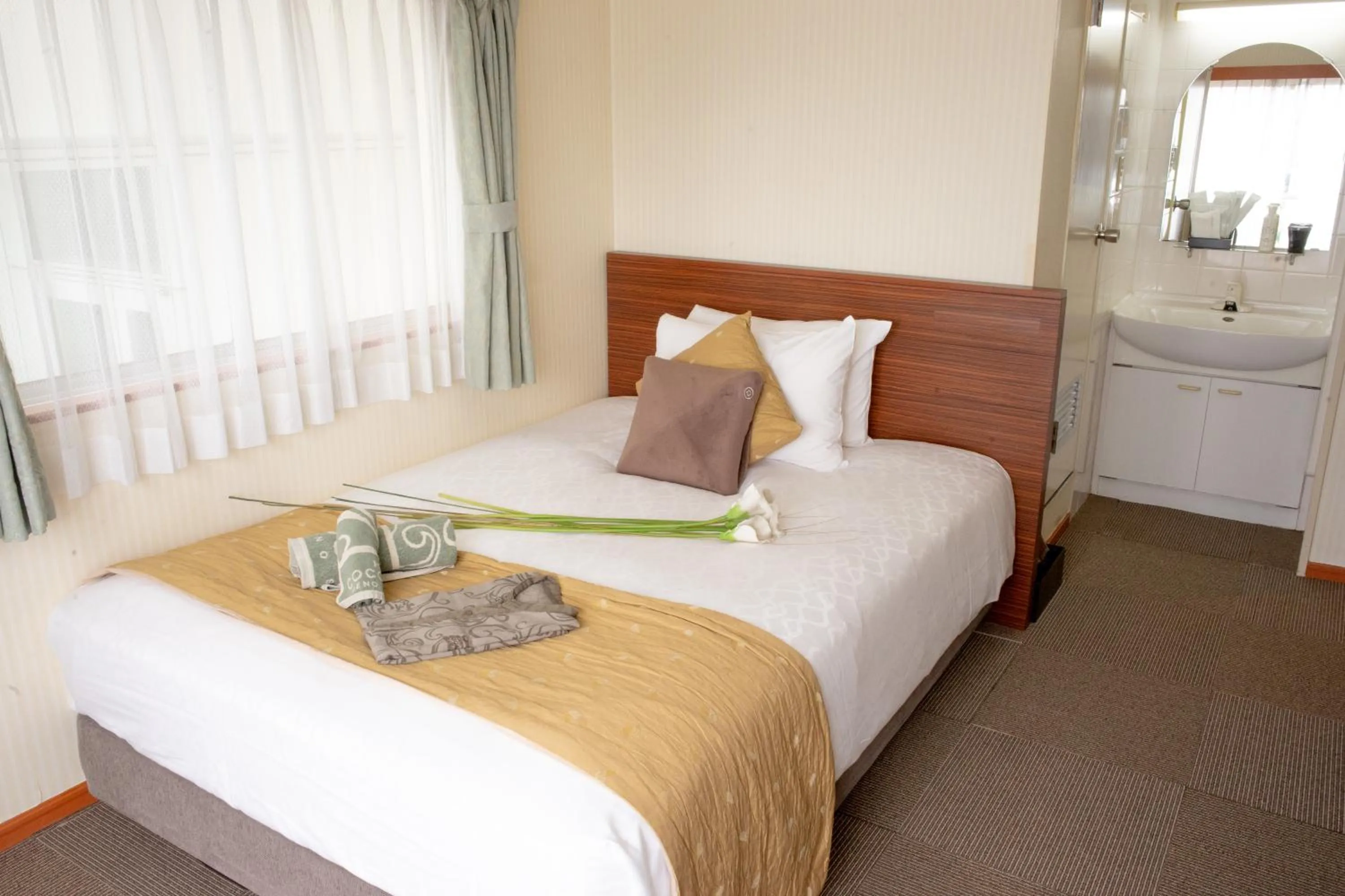 Bed in Outlet Hotel Ueno Ekimae