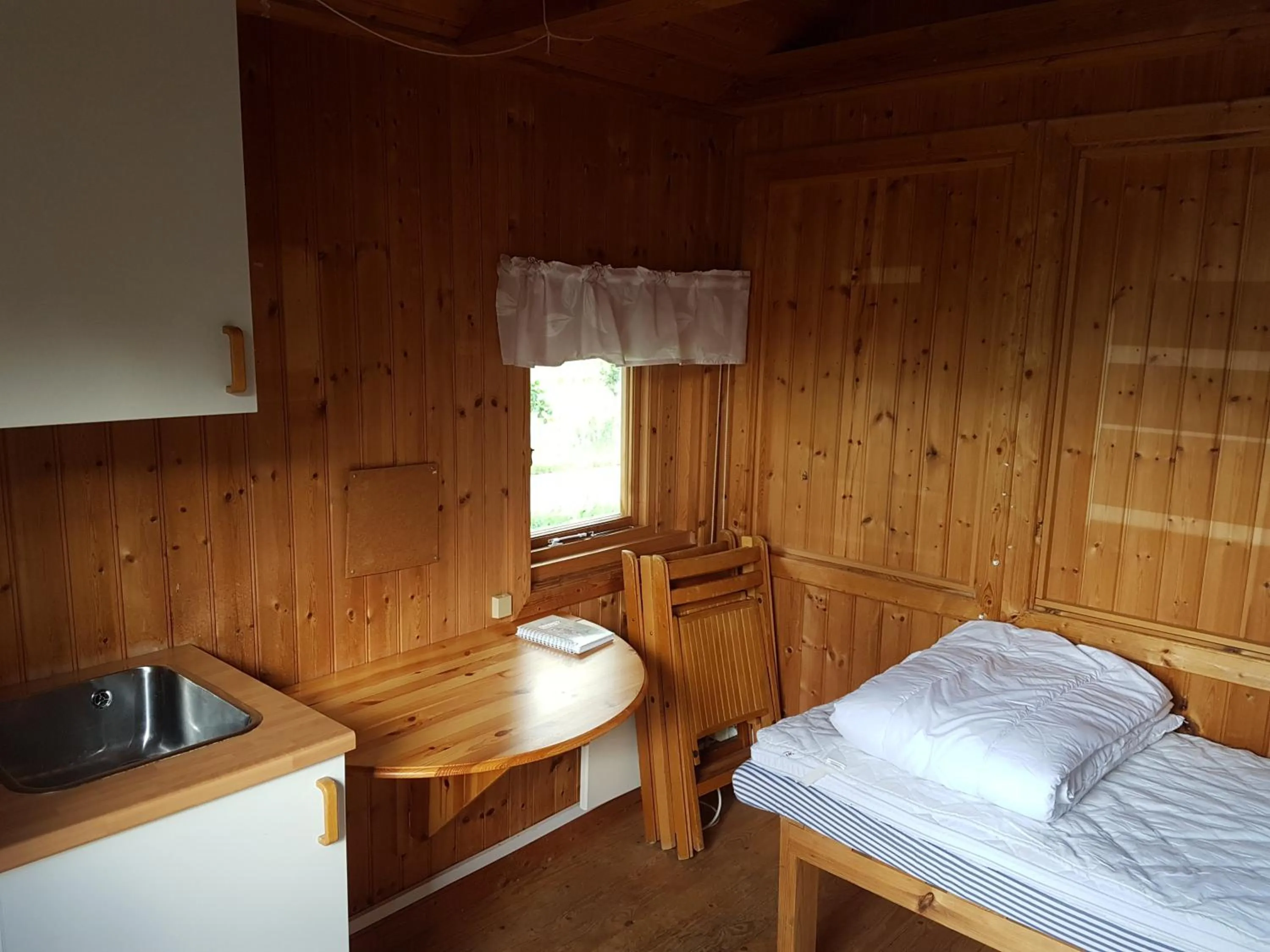 Brådtom Slusscafé & Stugor