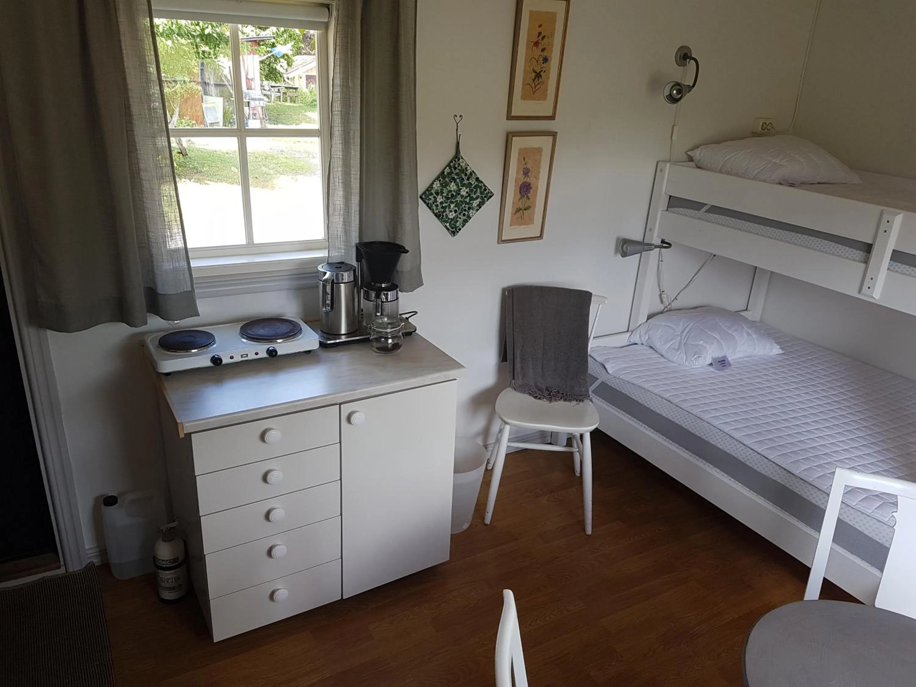 Brådtom Slusscafé & Stugor