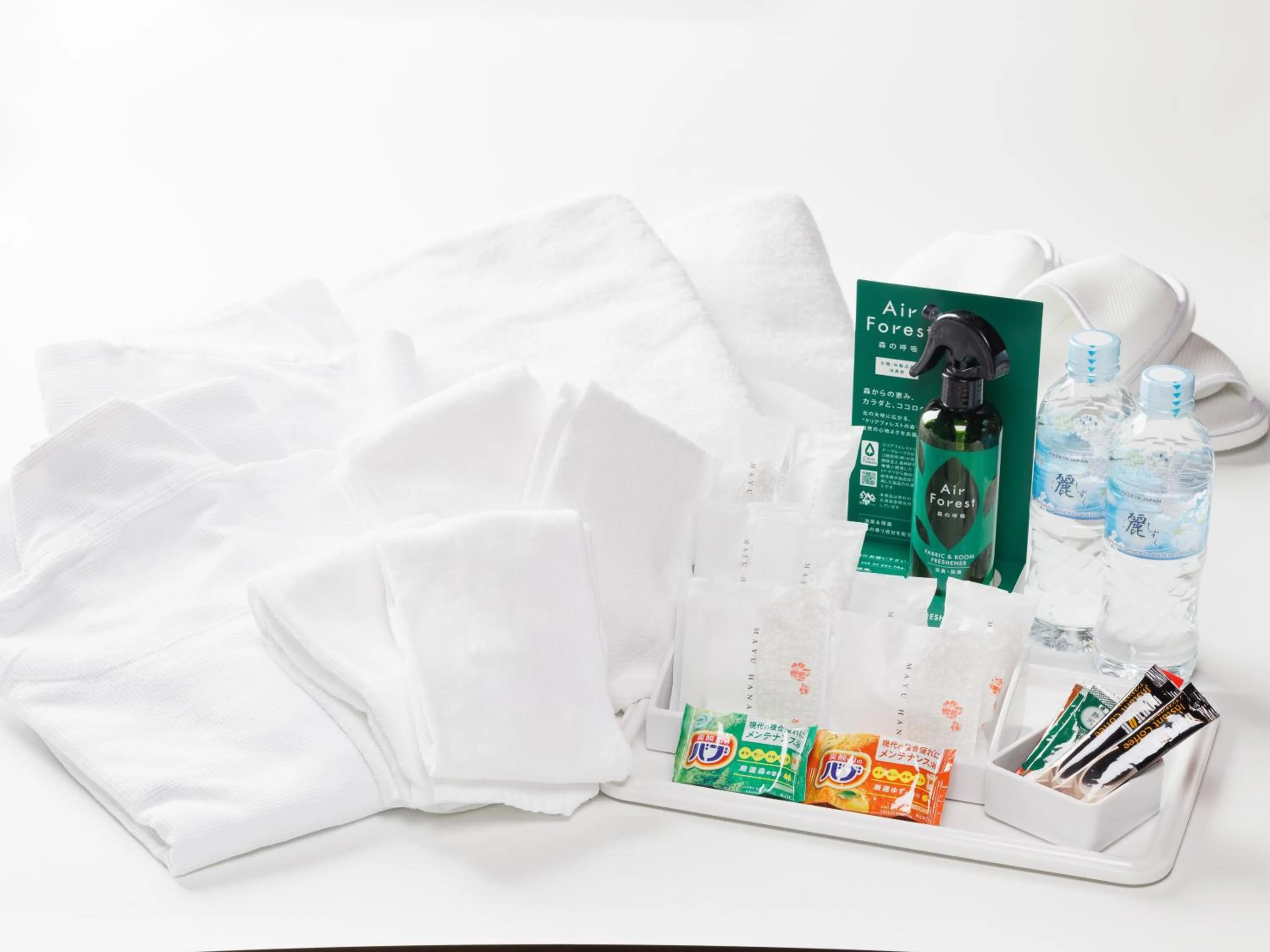 Coffee/tea facilities in J Hotel Rinku