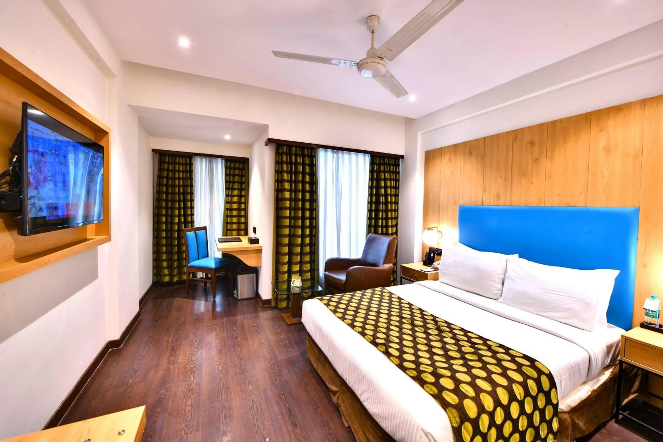 Bedroom, Bed in The Fern Residency Ahmedabad, Subhash Bridge, Series by Marriott