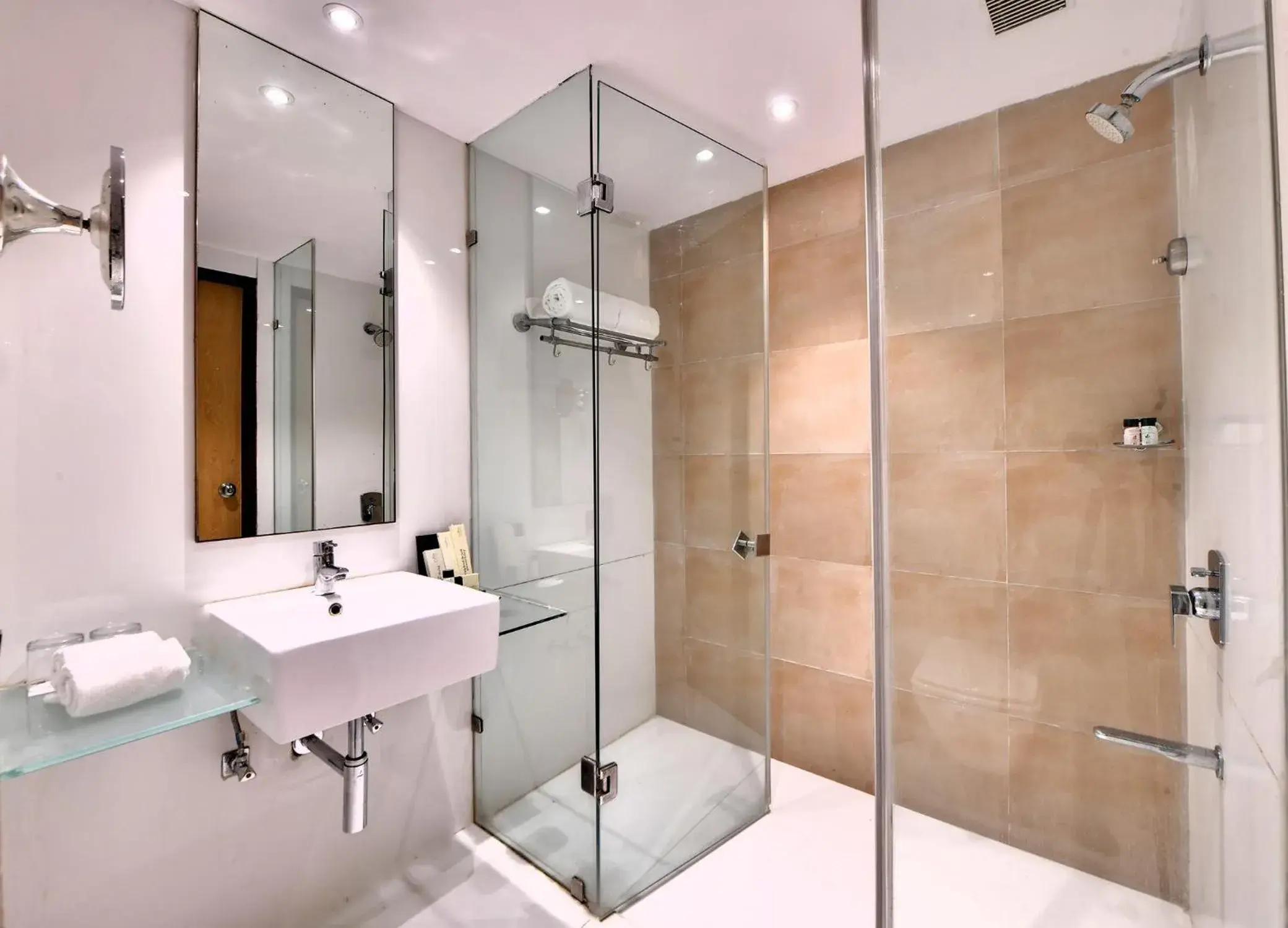 Fern Classic Room, 2 Twin Beds - single occupancy in The Fern Residency Ahmedabad, Subhash Bridge, Series by Marriott Fern Classic Room, 2 Twin Beds - single occupancy in The Fern Residency Ahmedabad, Subhash Bridge, Series by Marriott