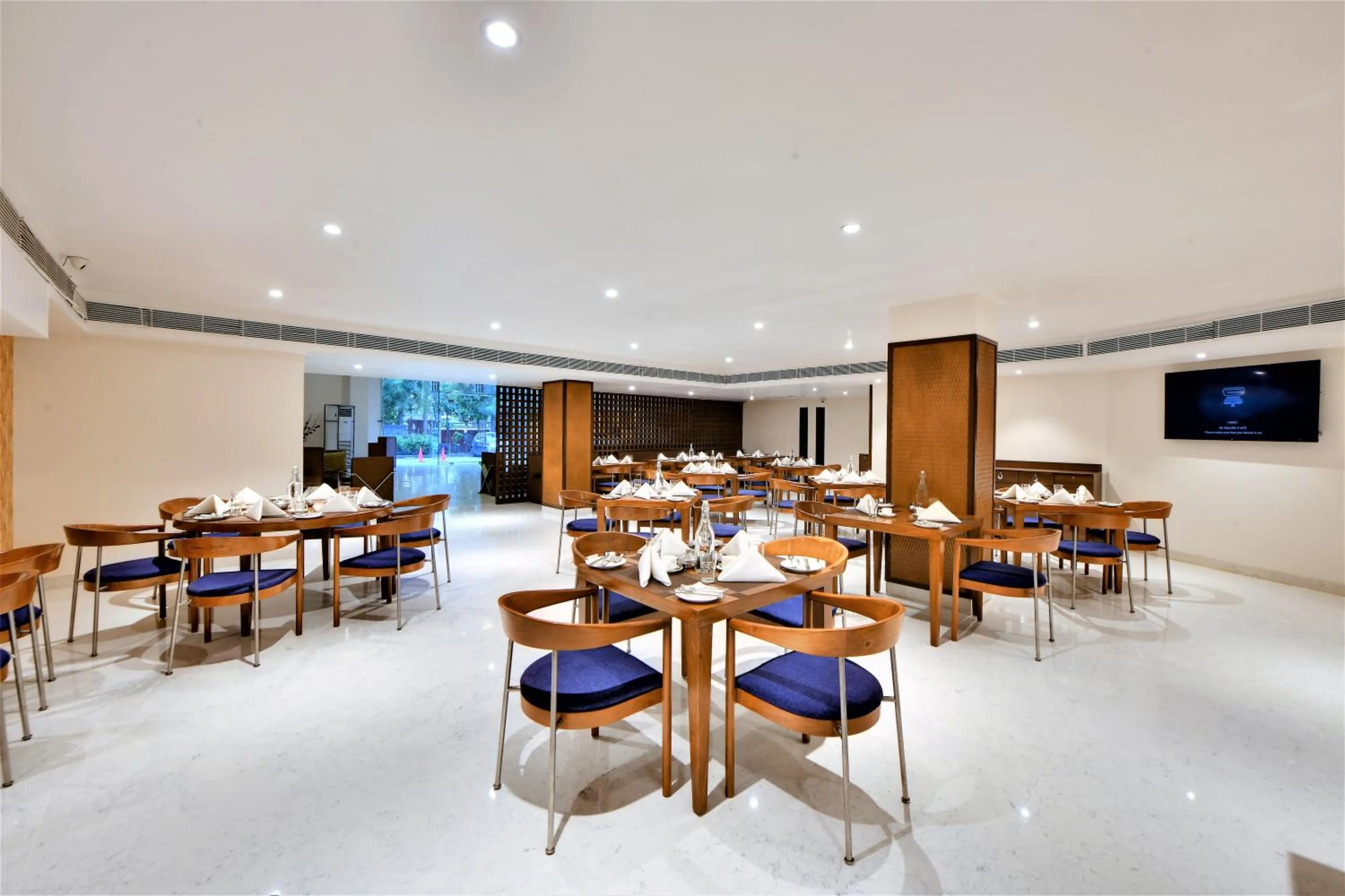 Restaurant/places to eat in The Fern Residency Ahmedabad, Subhash Bridge, Series by Marriott