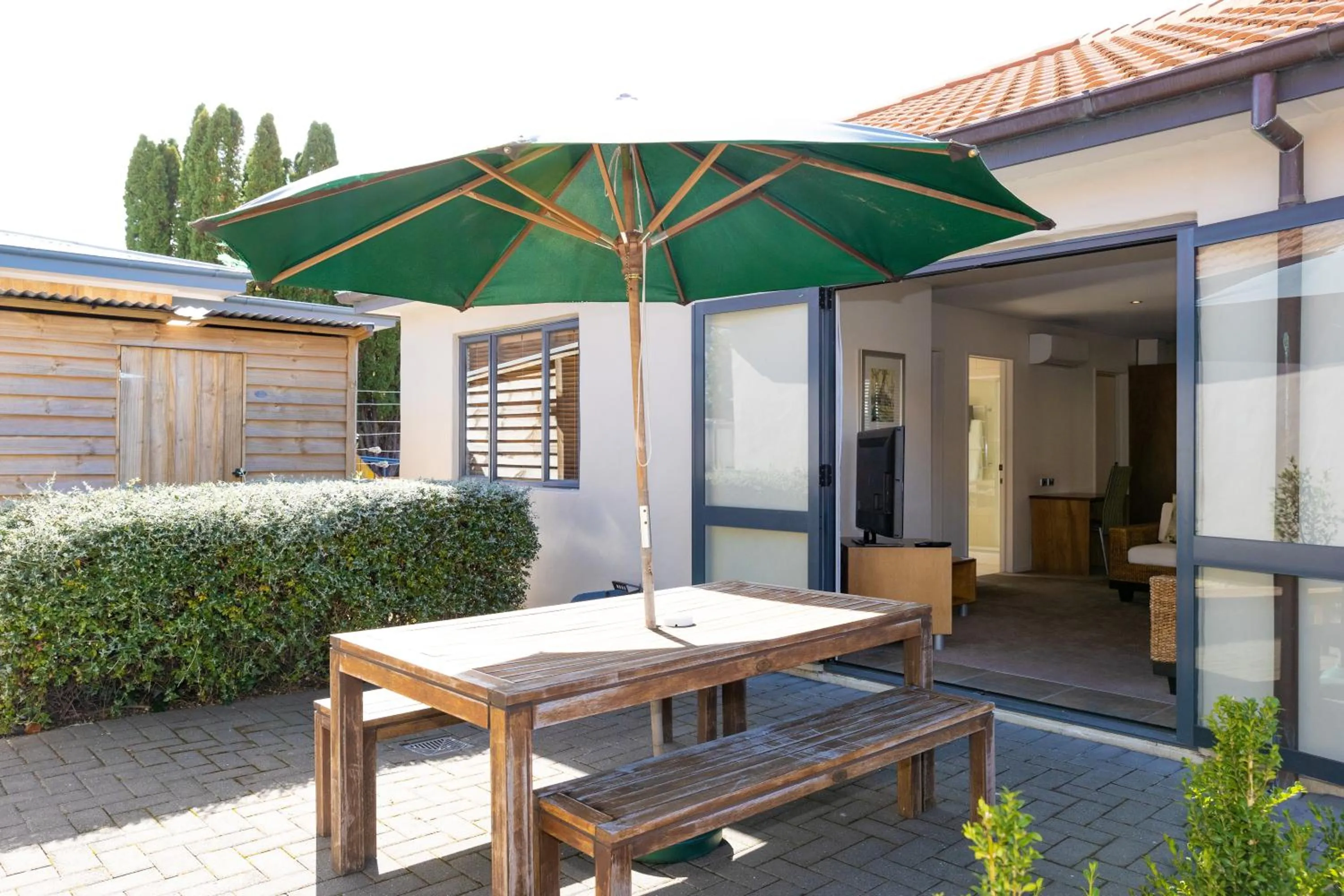 Garden view in Harvest Lodge Motel