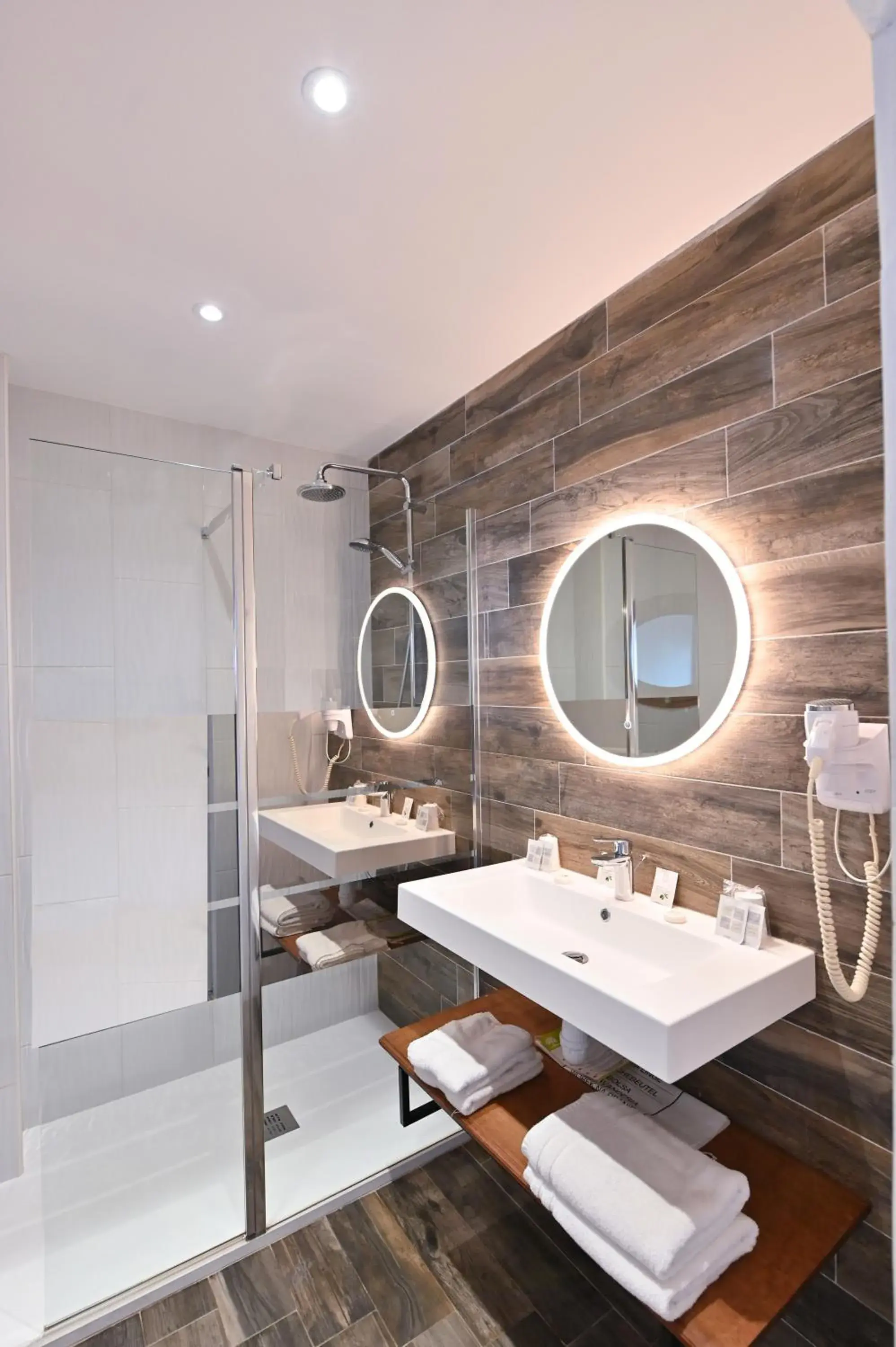 Junior Suite with Sea View in Le Catalan Junior Suite with Sea View in Le Catalan