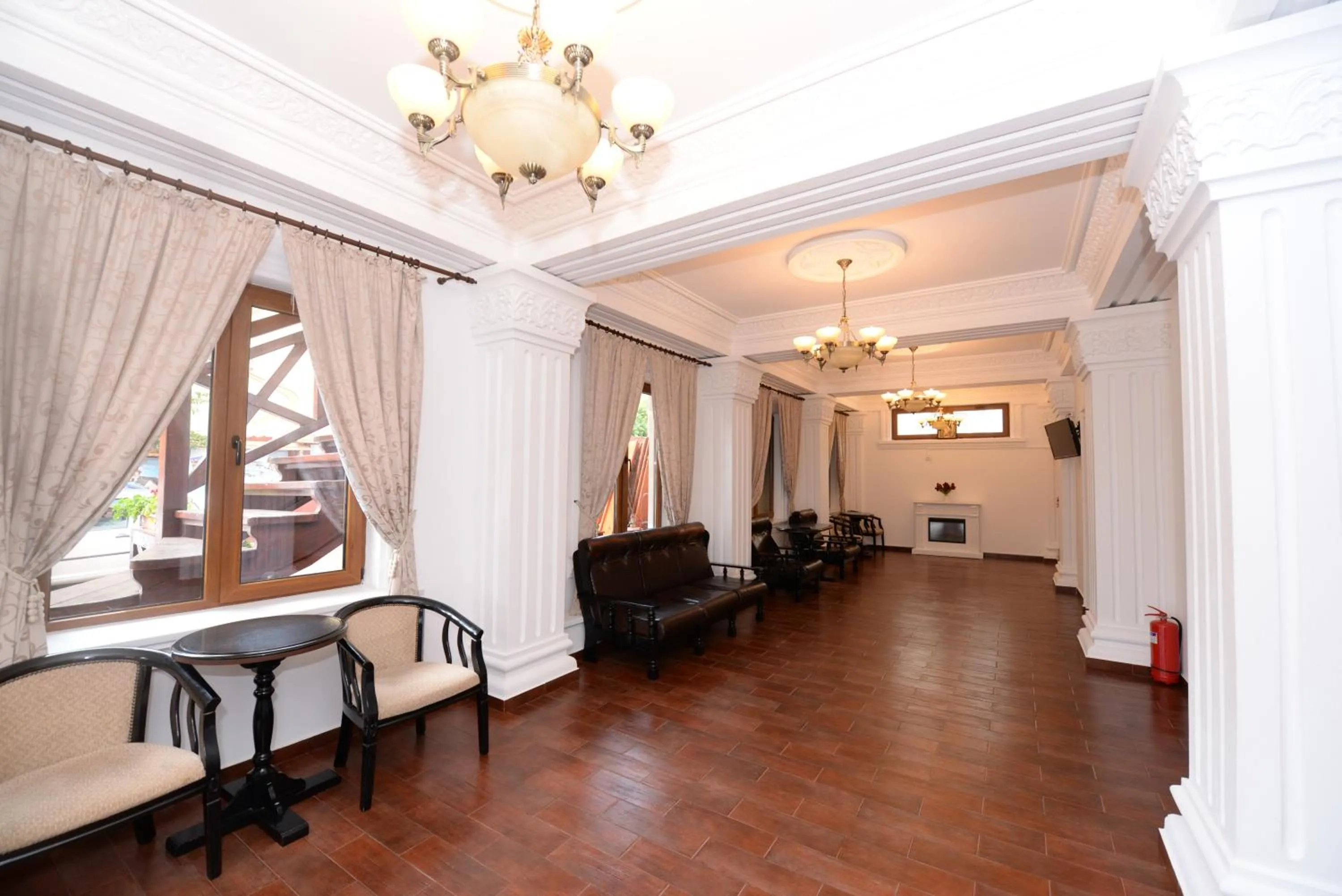 TV and multimedia in Hotel Belvedere