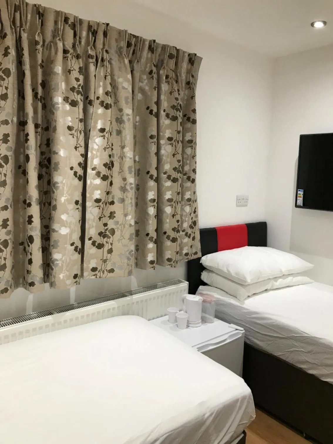 Bedroom, Bed in Oxford Bed and Breakfast