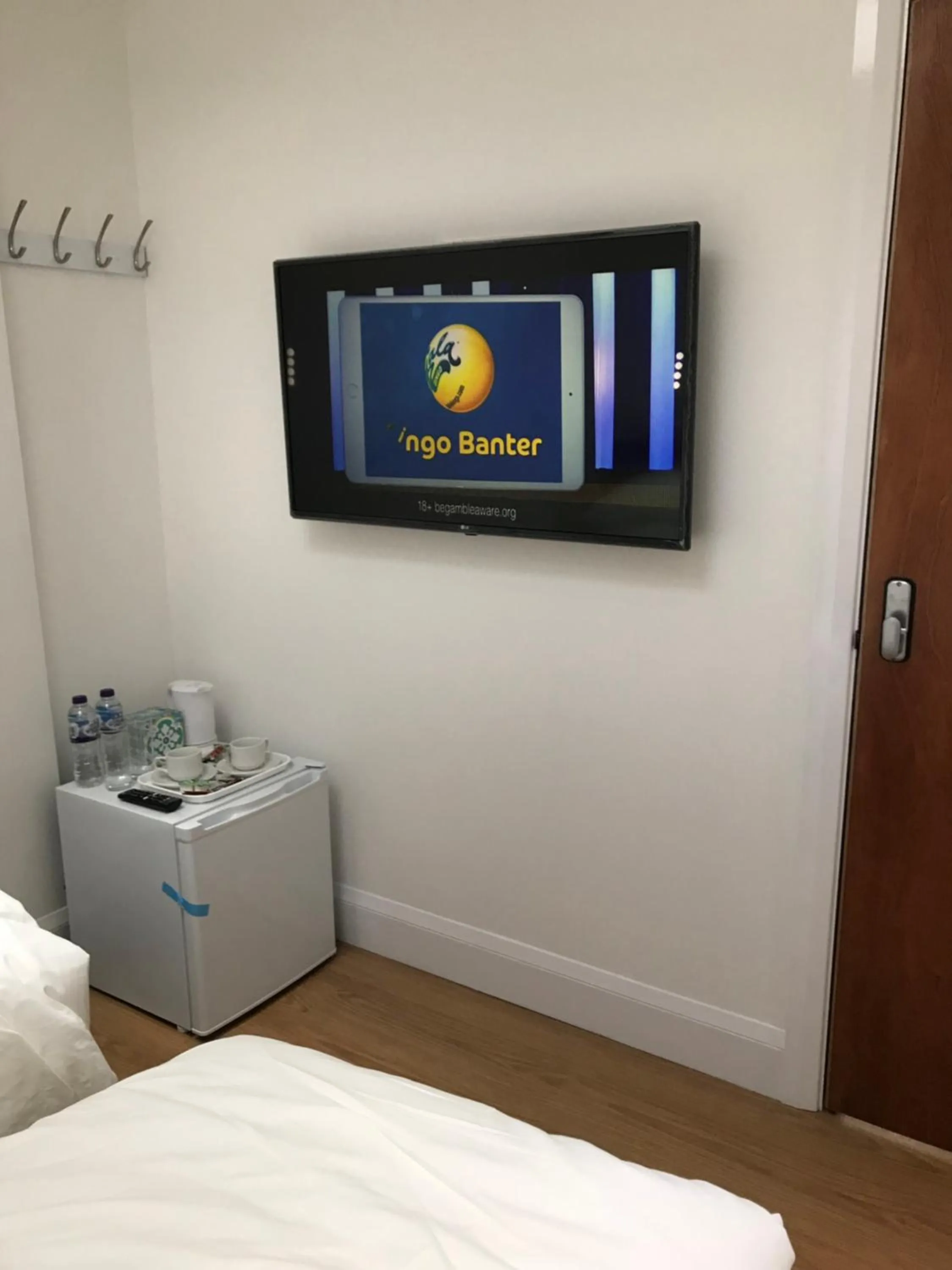 TV and multimedia, Bed in Oxford Bed and Breakfast