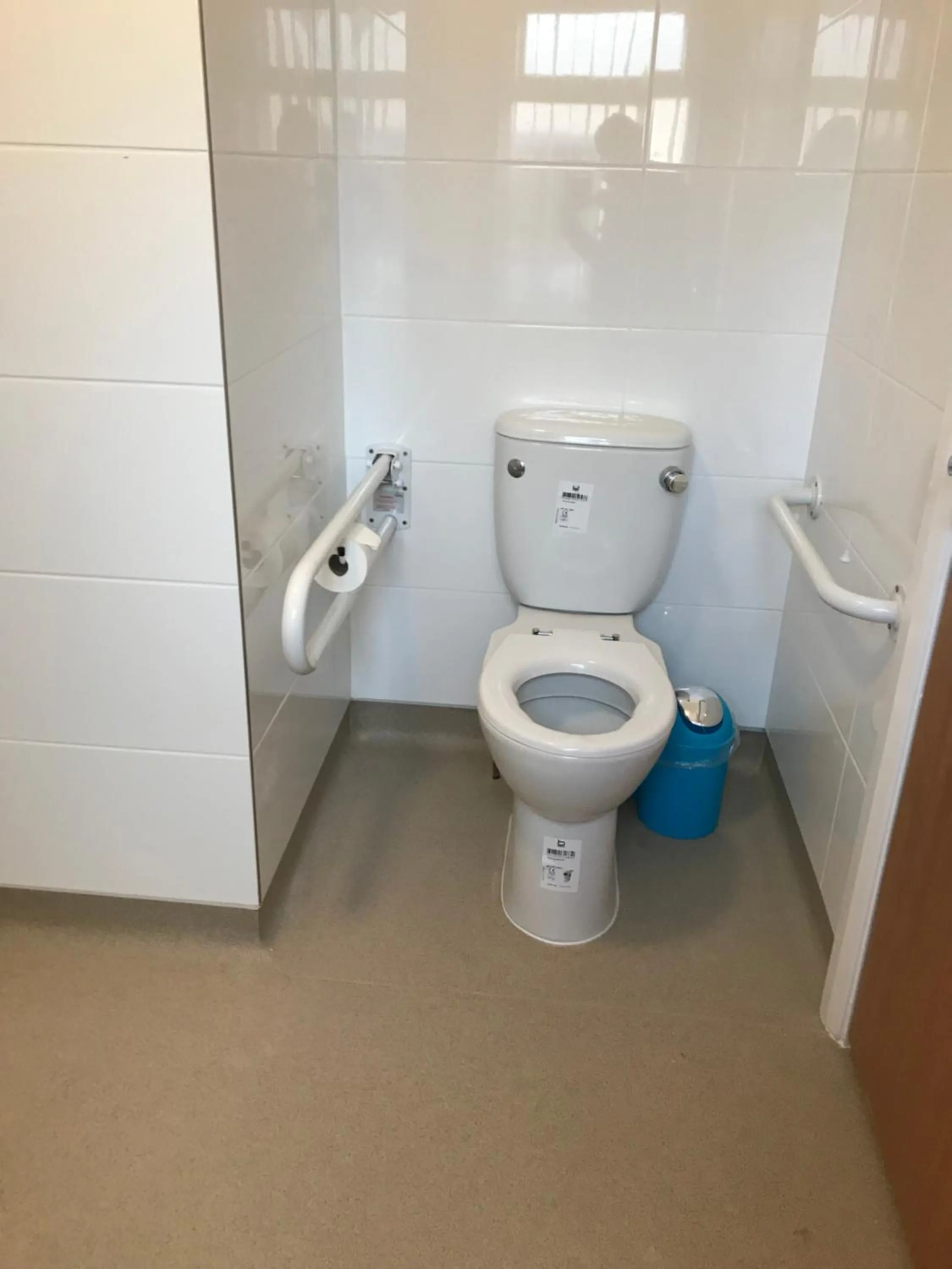 Toilet in Oxford Bed and Breakfast