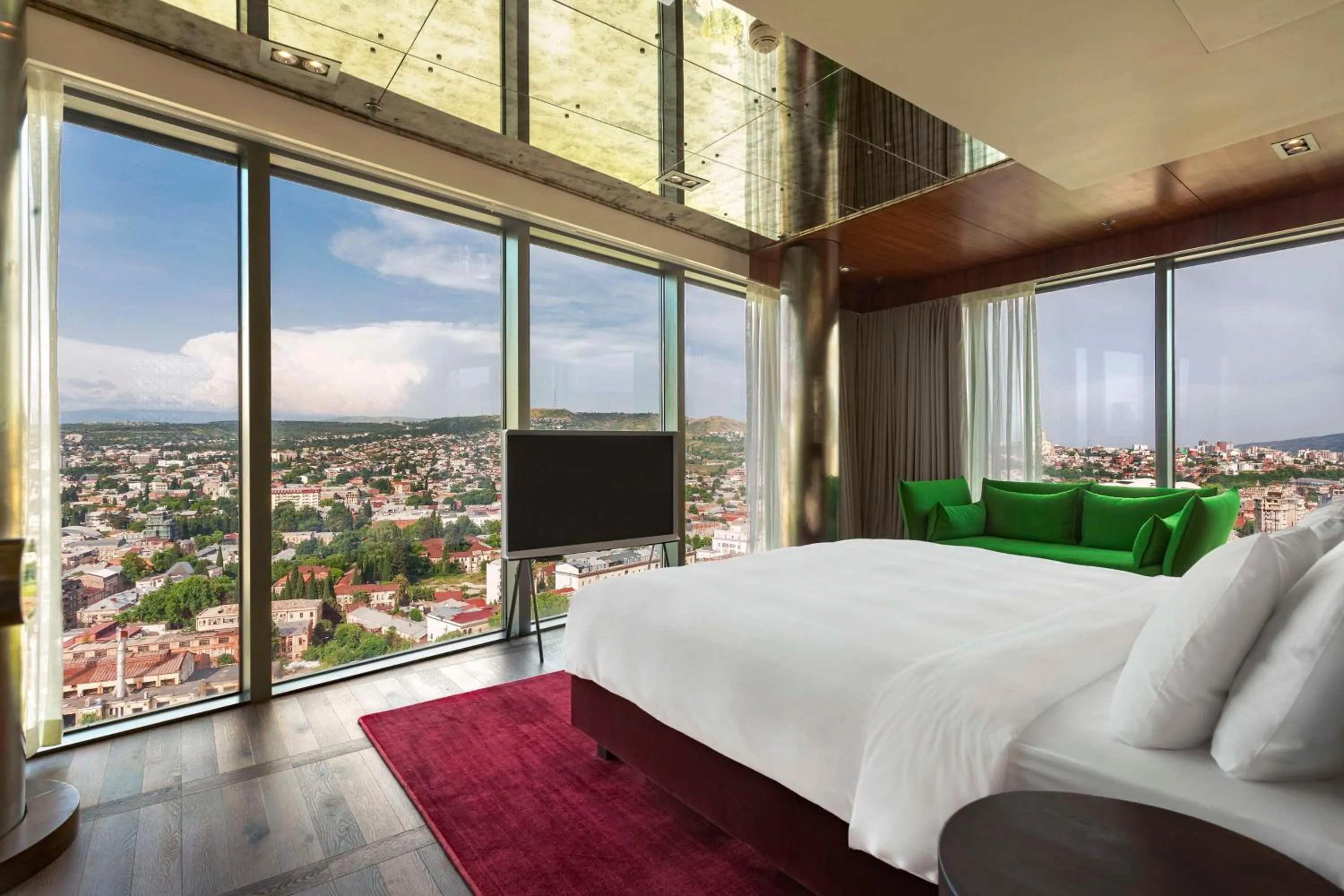 Photo of the whole room, Bed in Radisson Blu Iveria Hotel