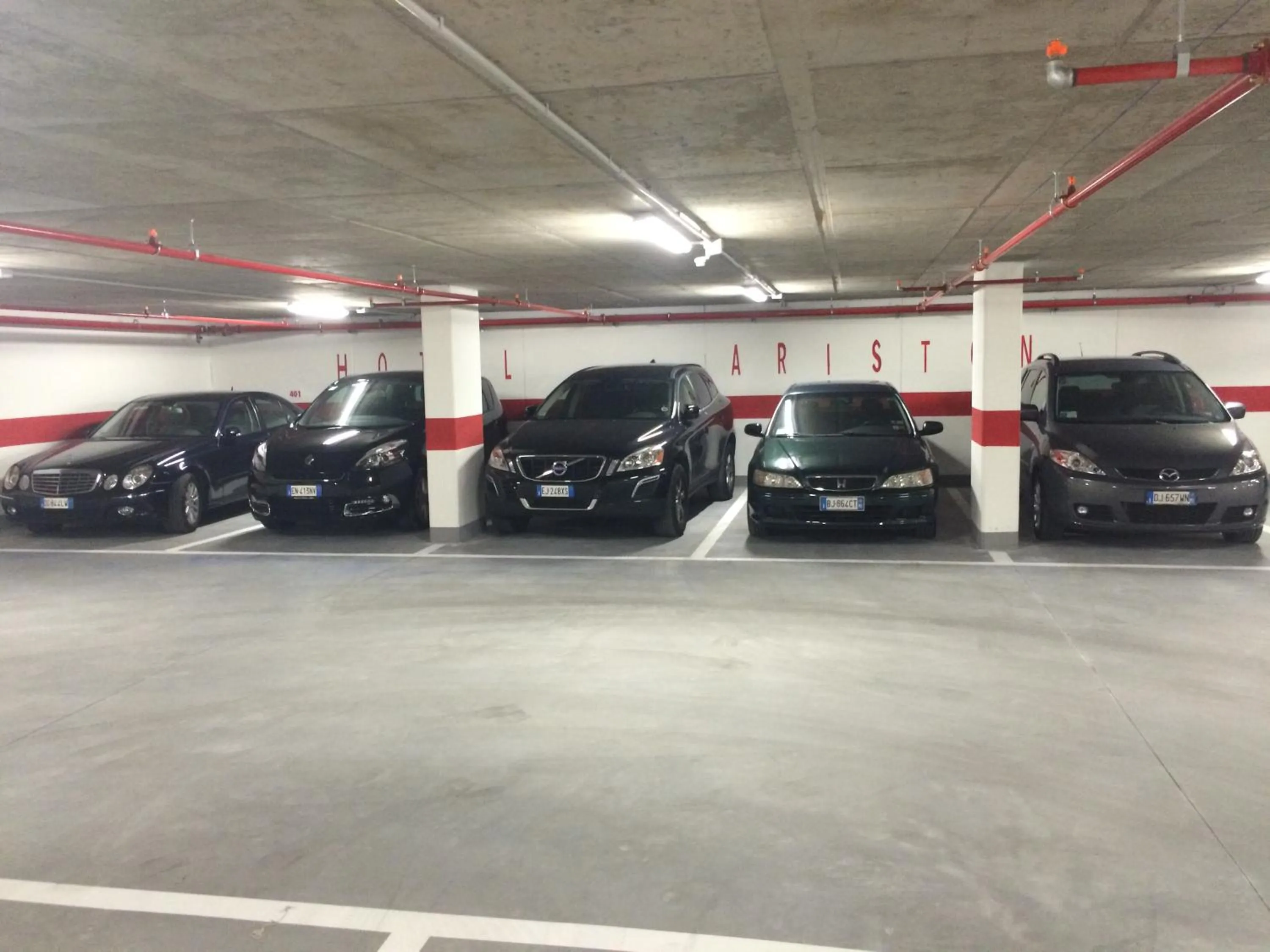 Area and facilities in Ariston Lake View Hotel