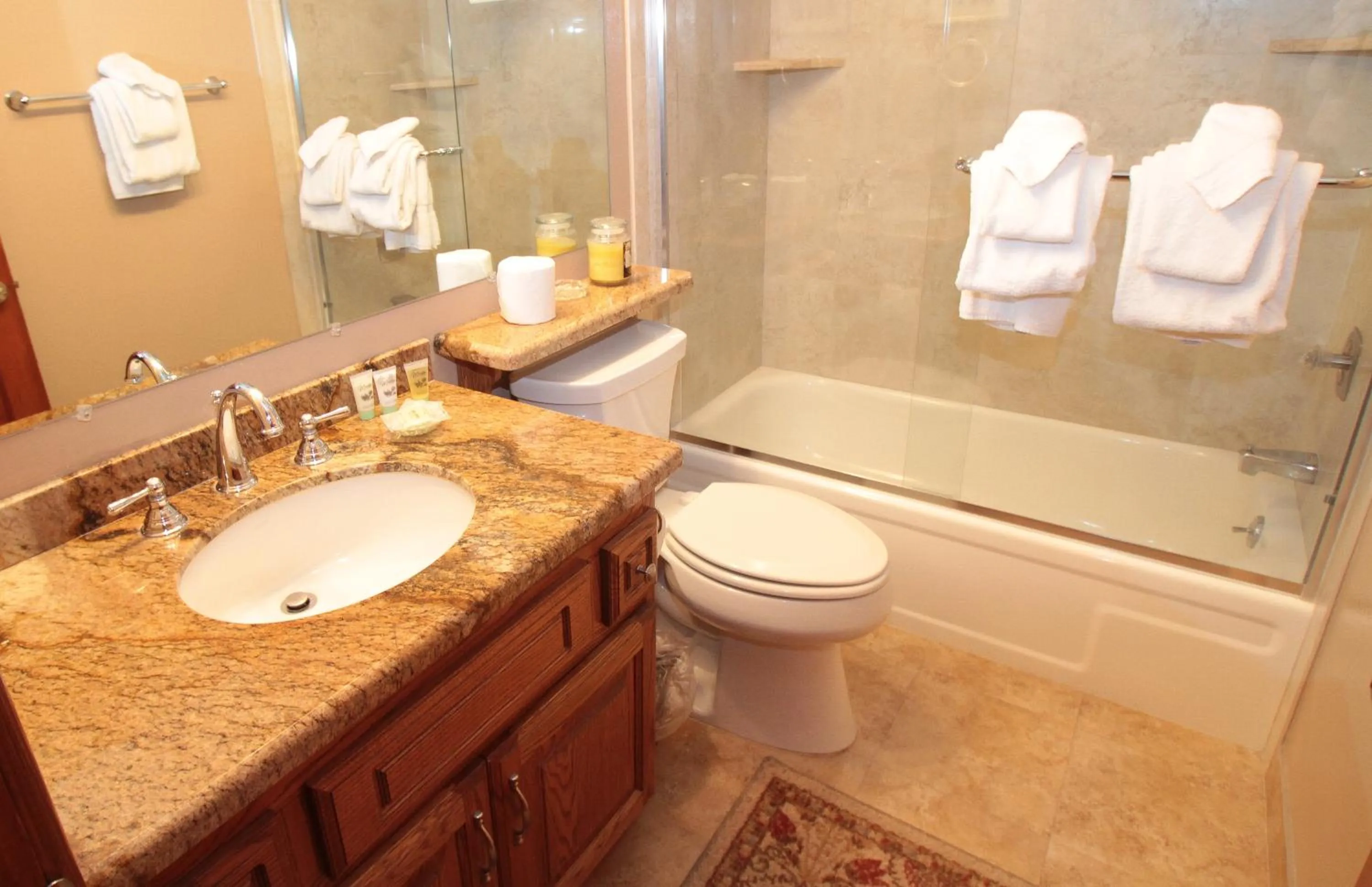 Other in Mountainback 17 Den