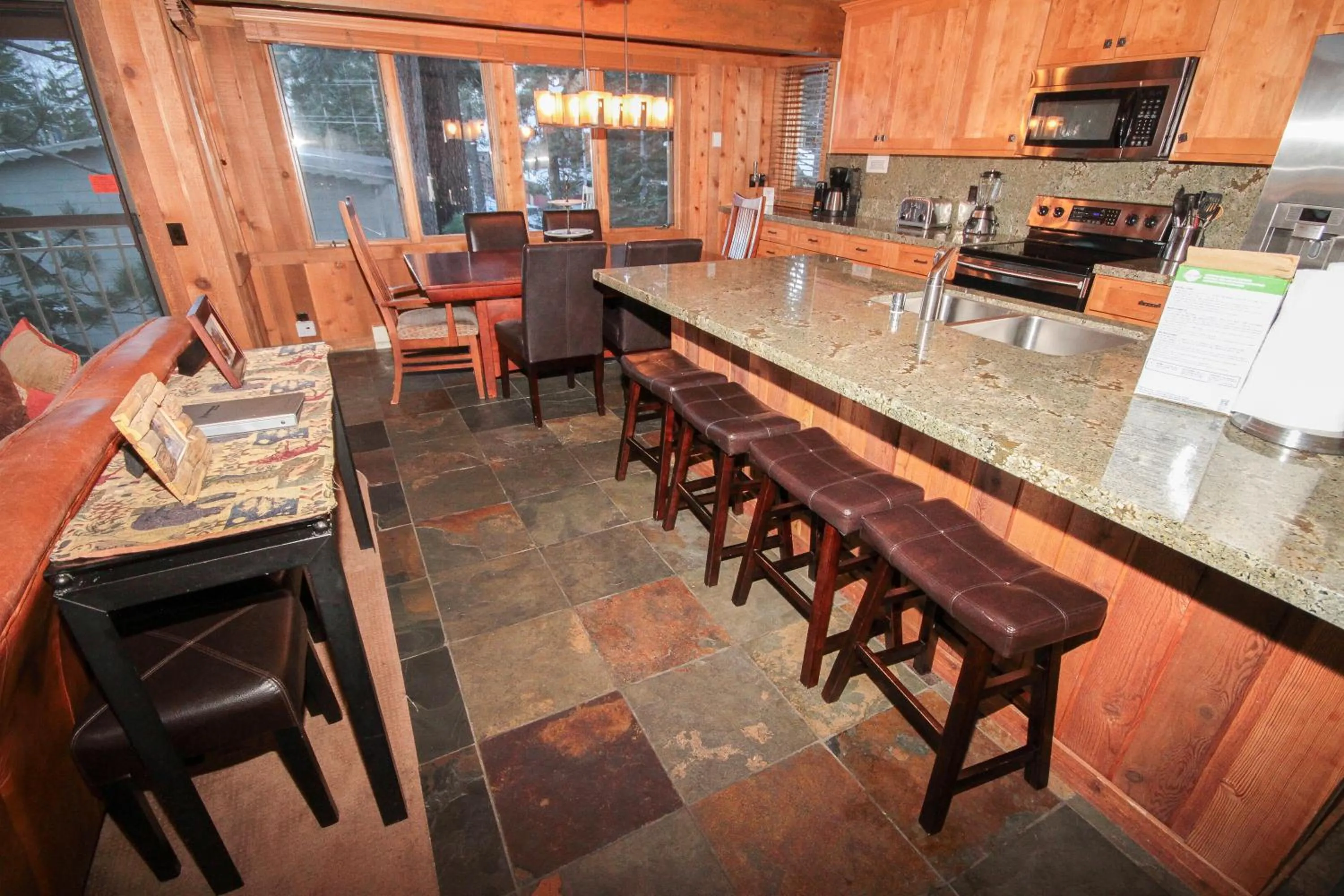 Mountainback #52, Loft, Corner